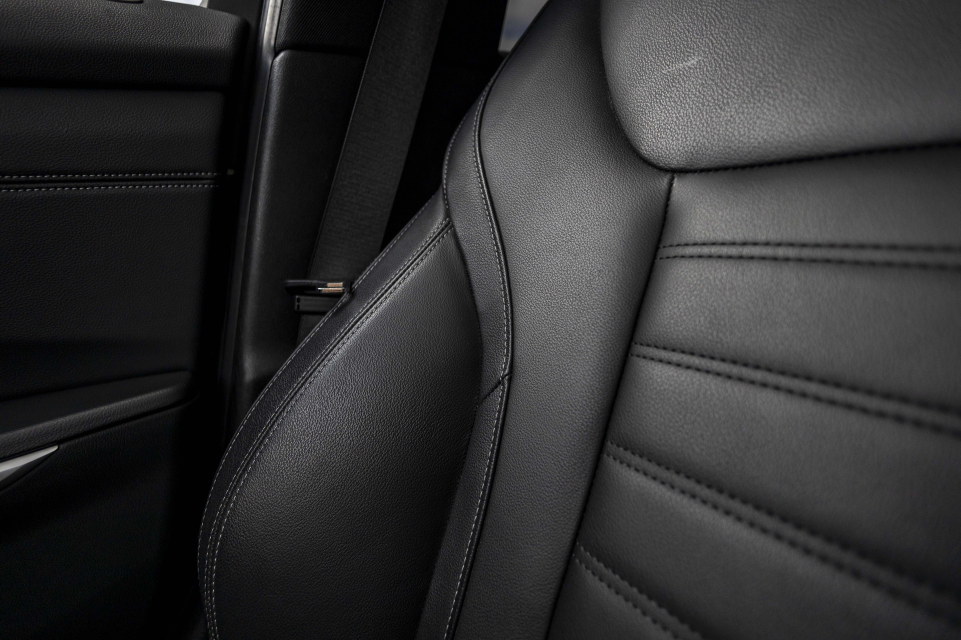 Foto van BMW 330i