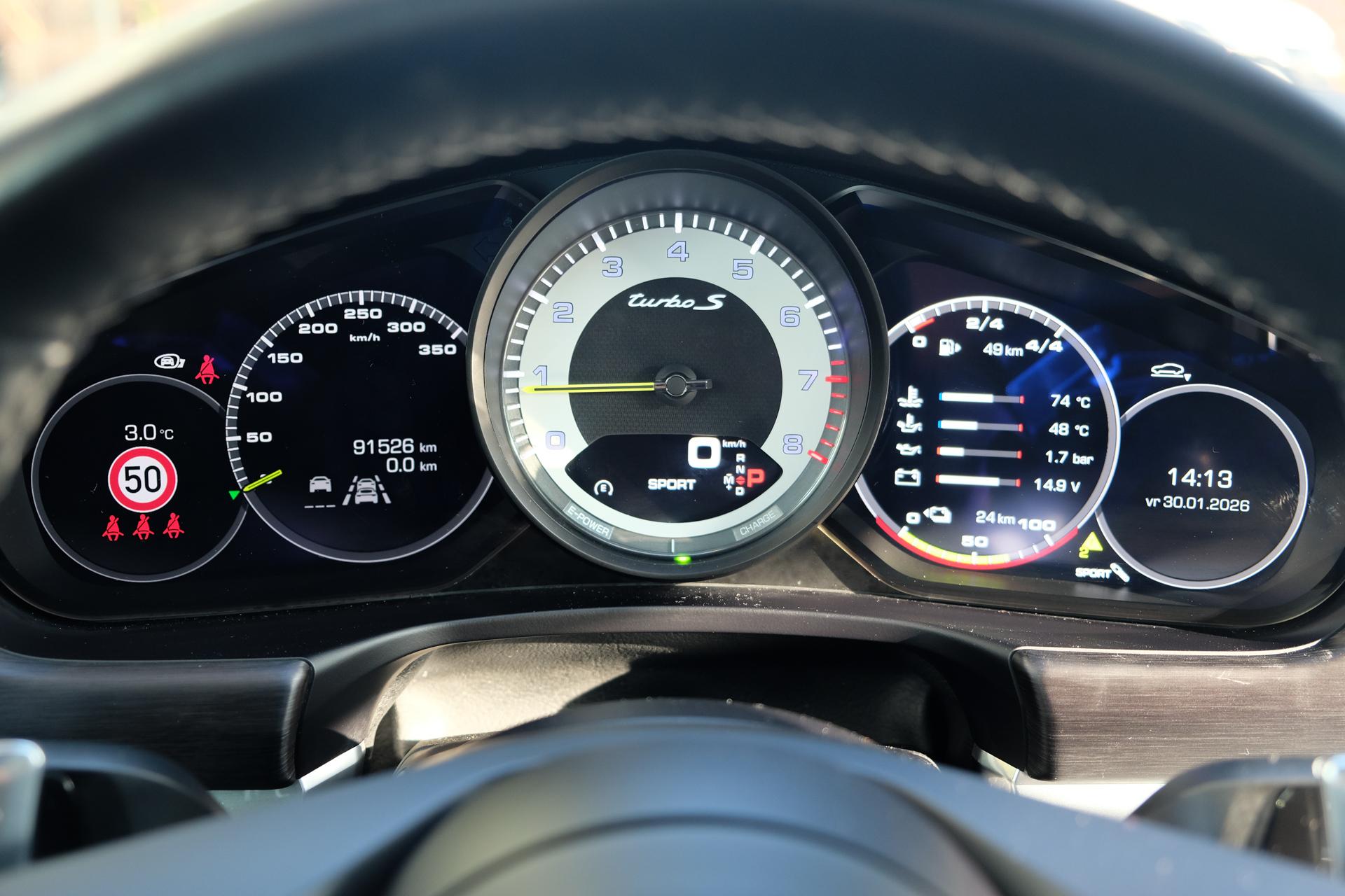 Foto van Porsche Panamera Turbo S E-hybrid