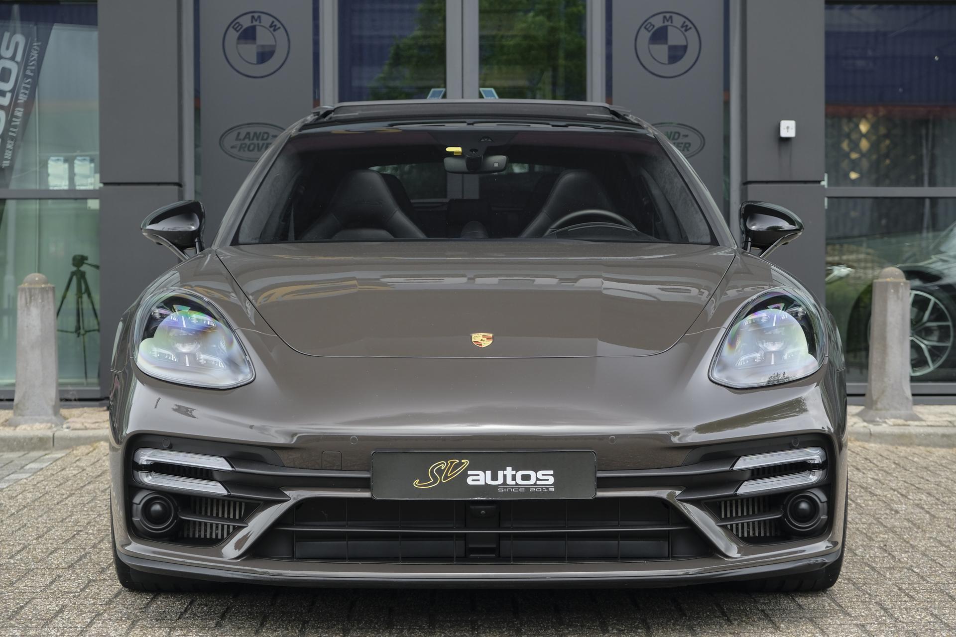 Foto van Porsche Panamera Turbo S E-hybrid