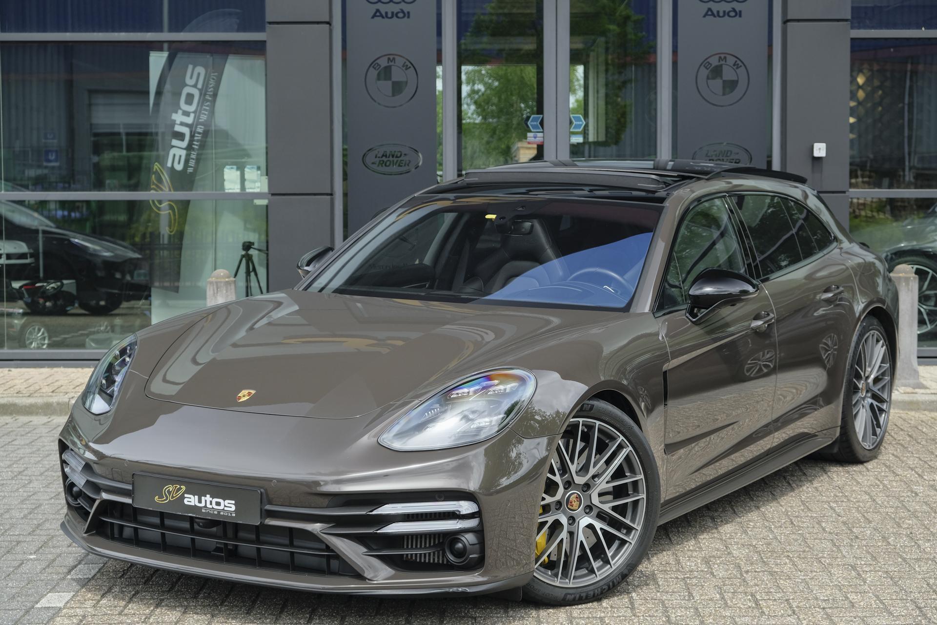 Foto van Porsche Panamera Turbo S E-hybrid
