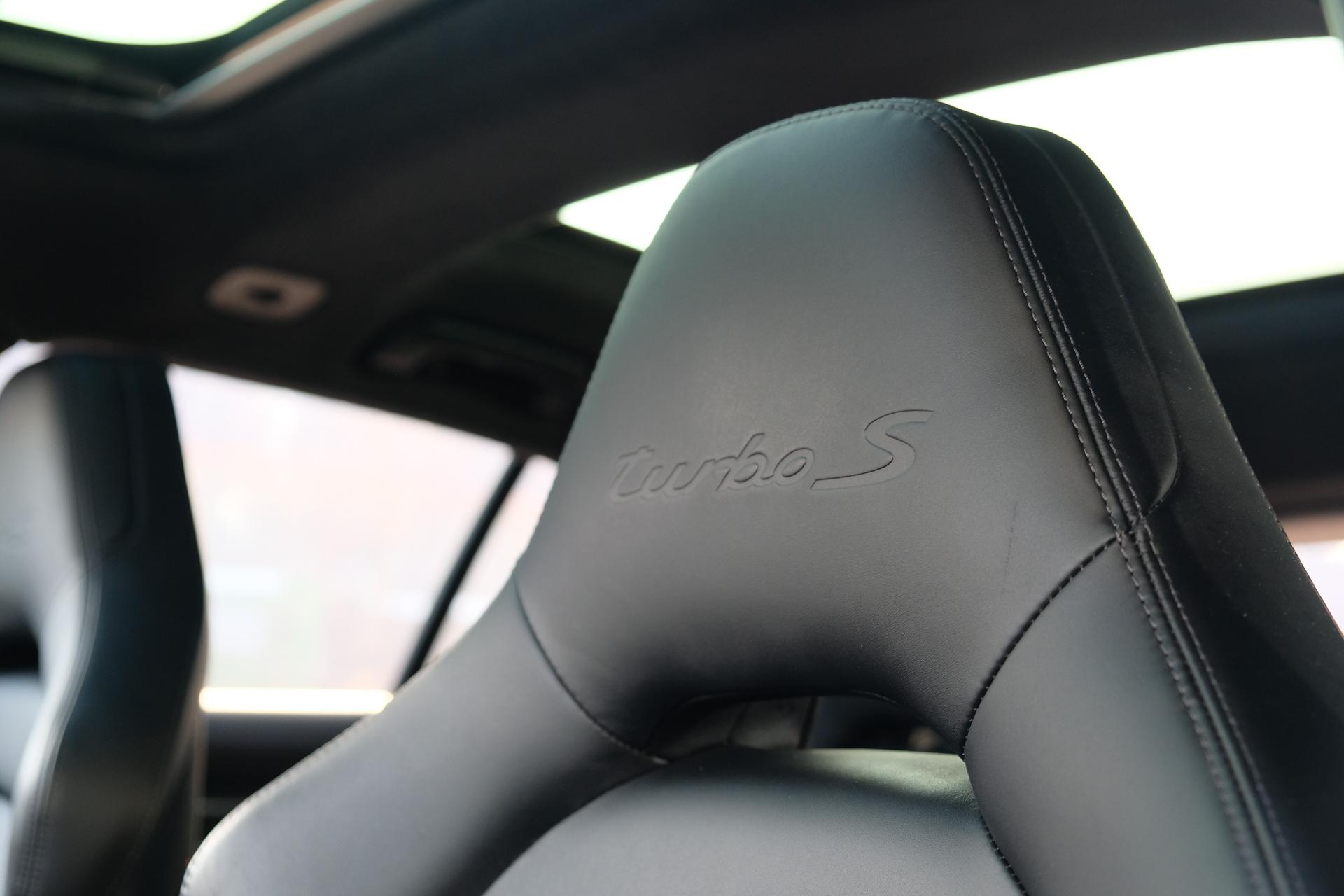 Foto van Porsche Panamera Turbo S E-hybrid