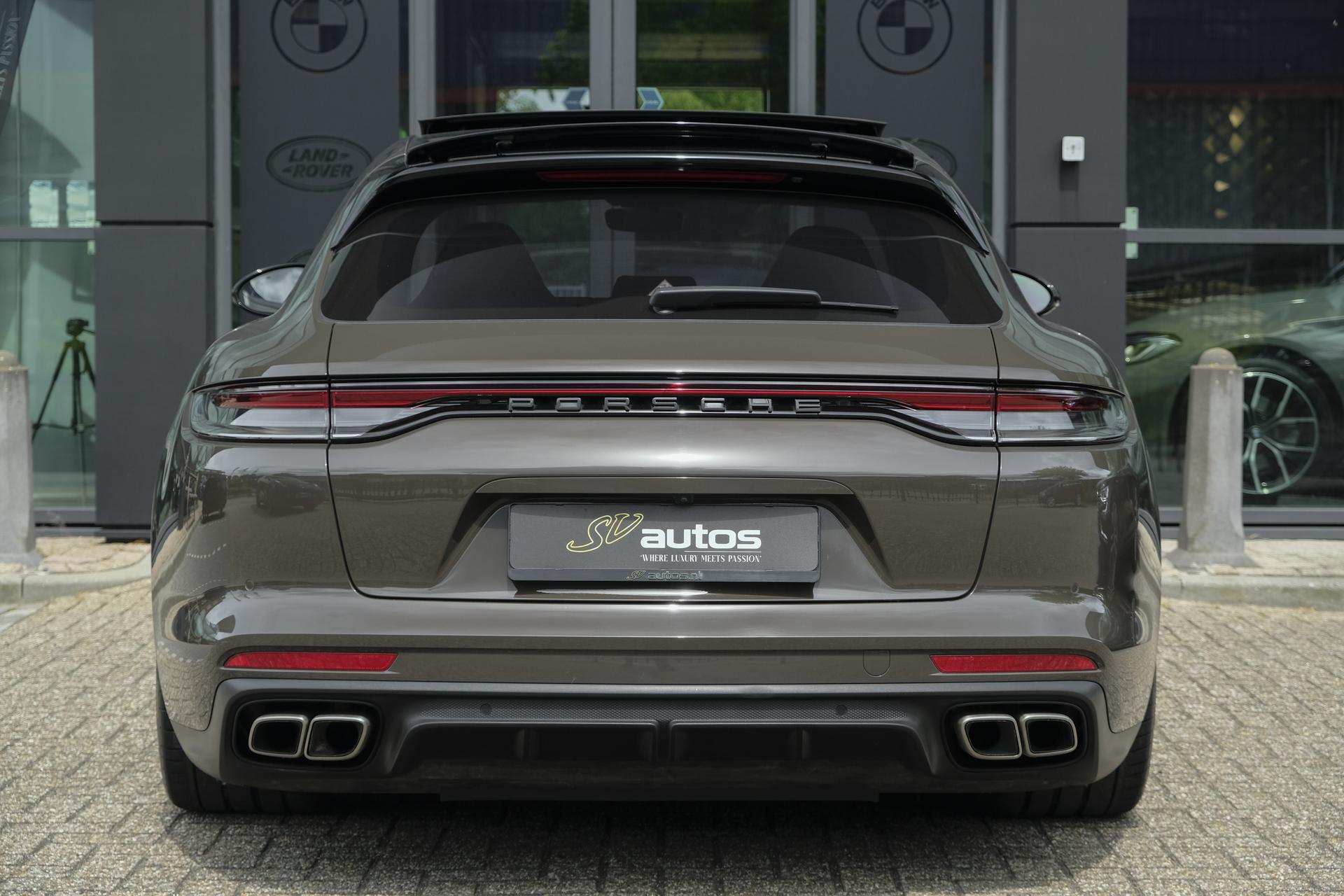 Foto van Porsche Panamera Turbo S E-hybrid