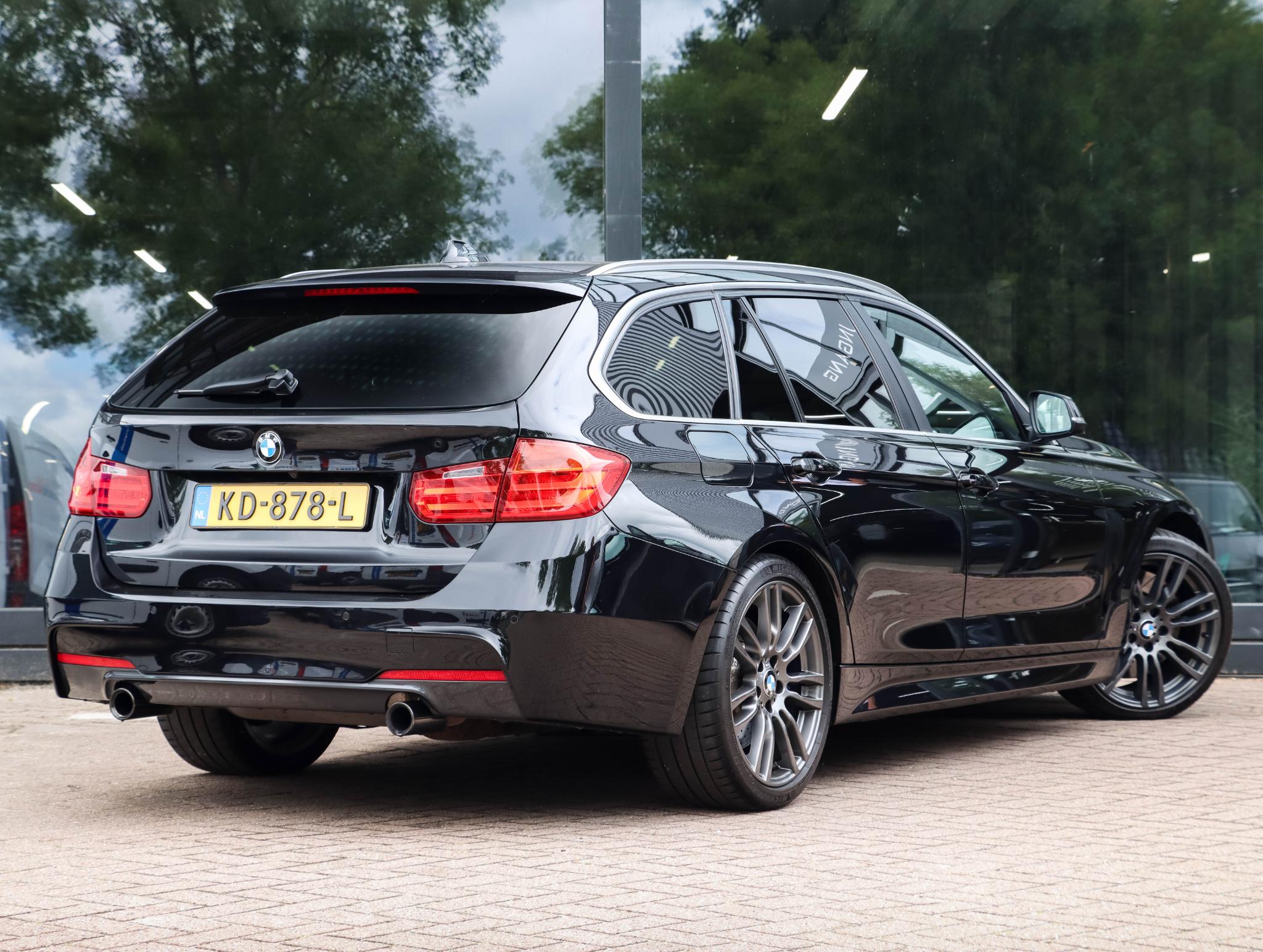 Foto van BMW 335i xDrive