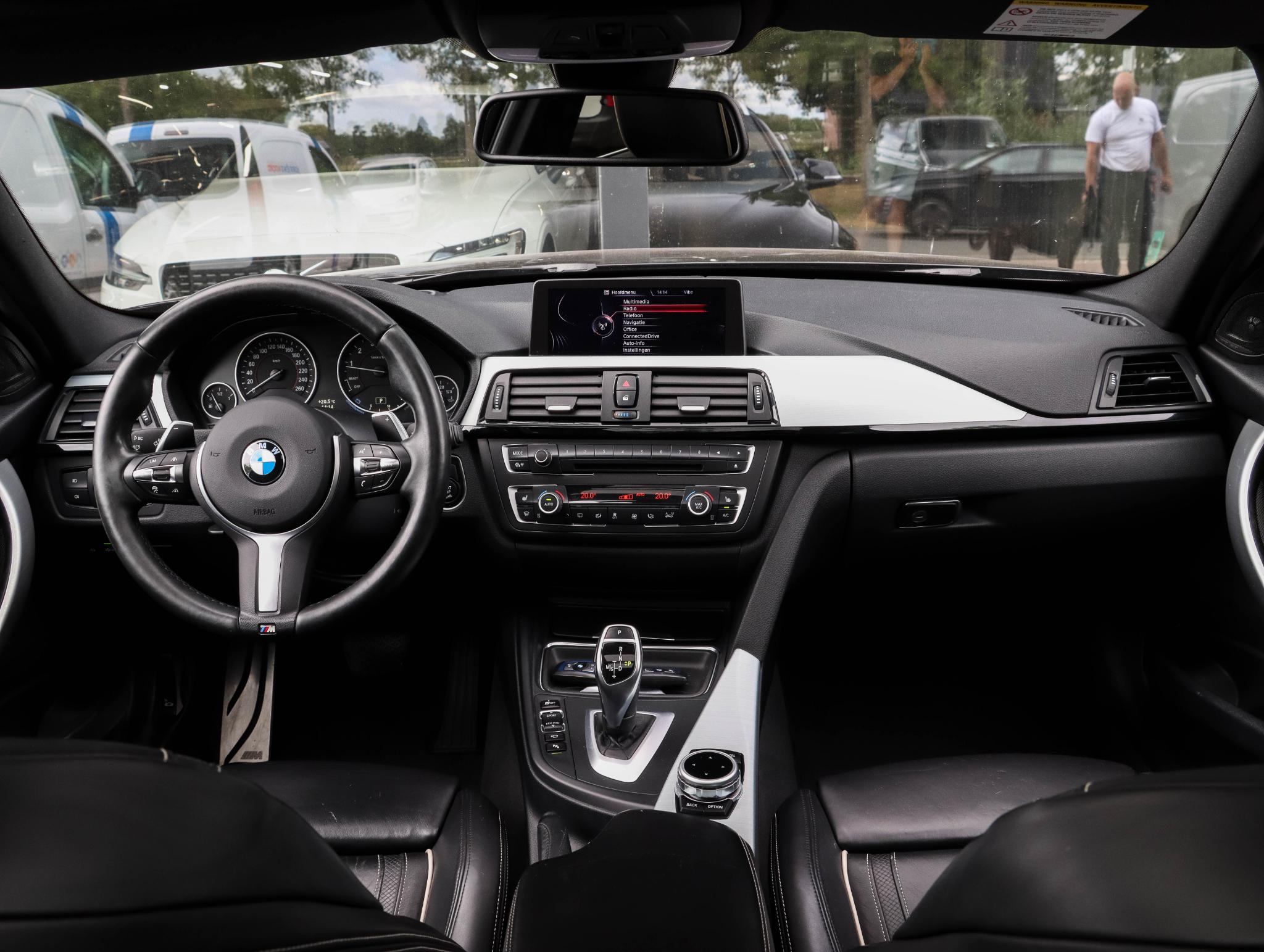 Foto van BMW 335i xDrive