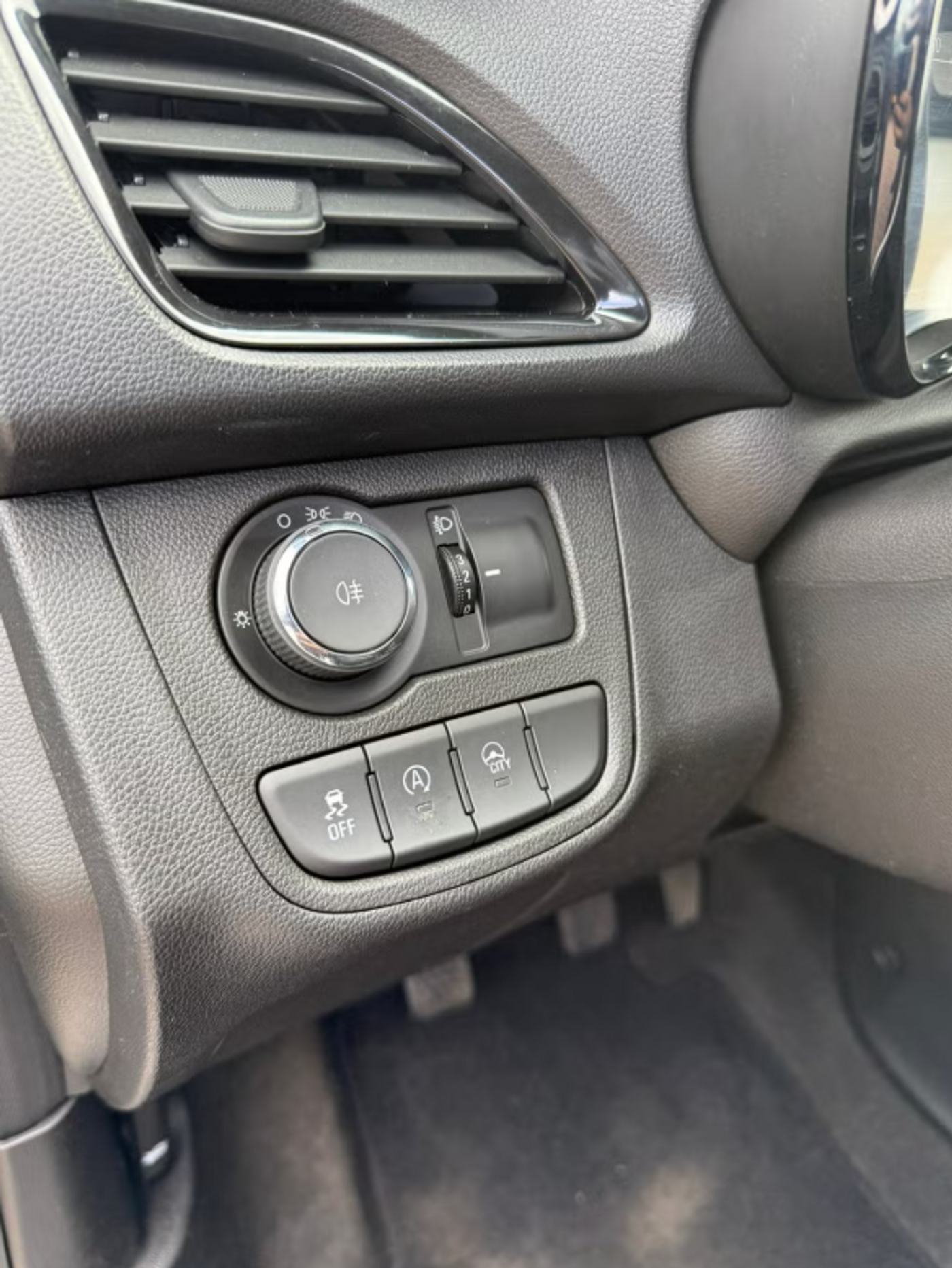 Foto van Opel Karl / Viva