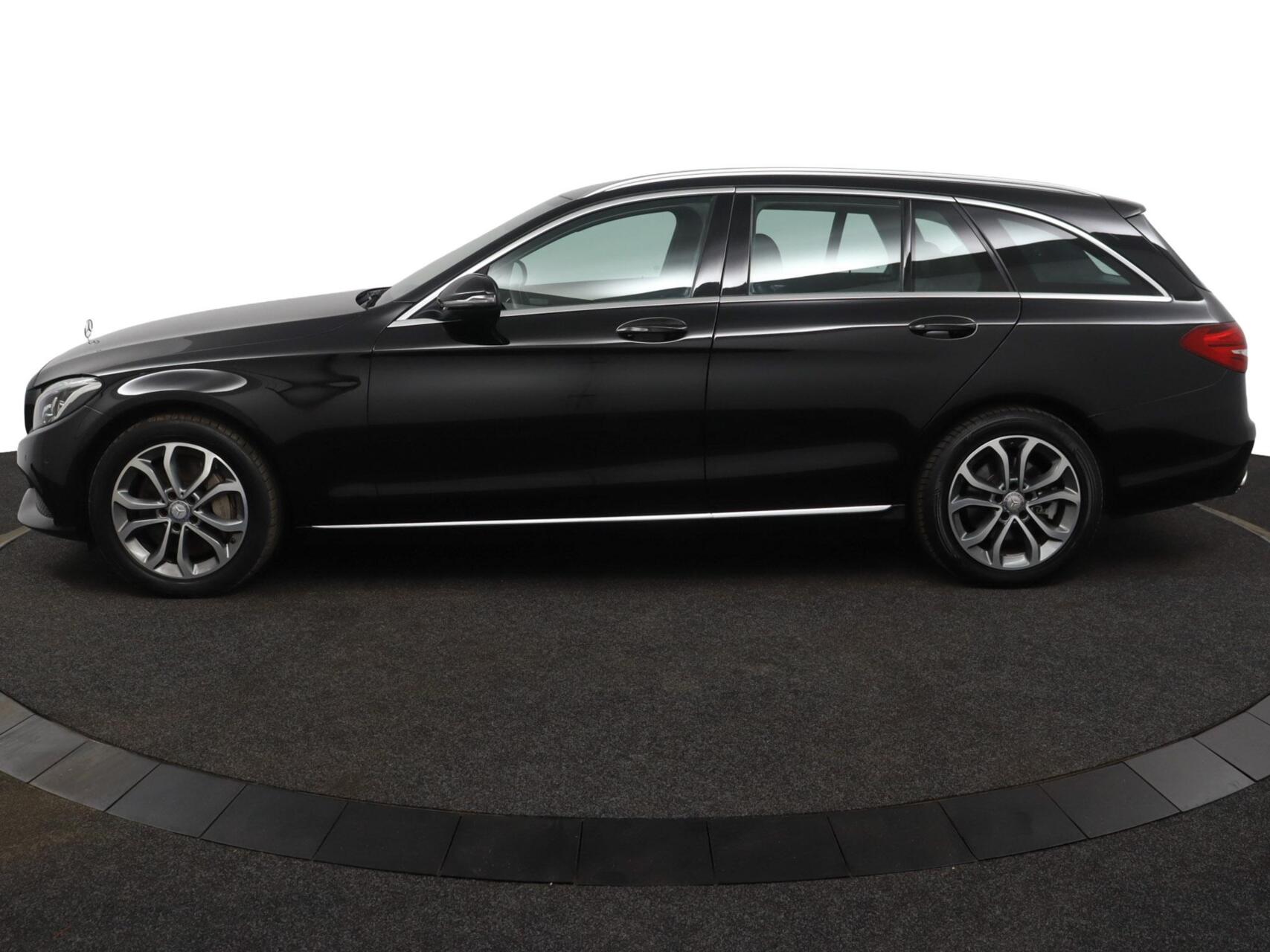 Foto van Mercedes-Benz C 350 E