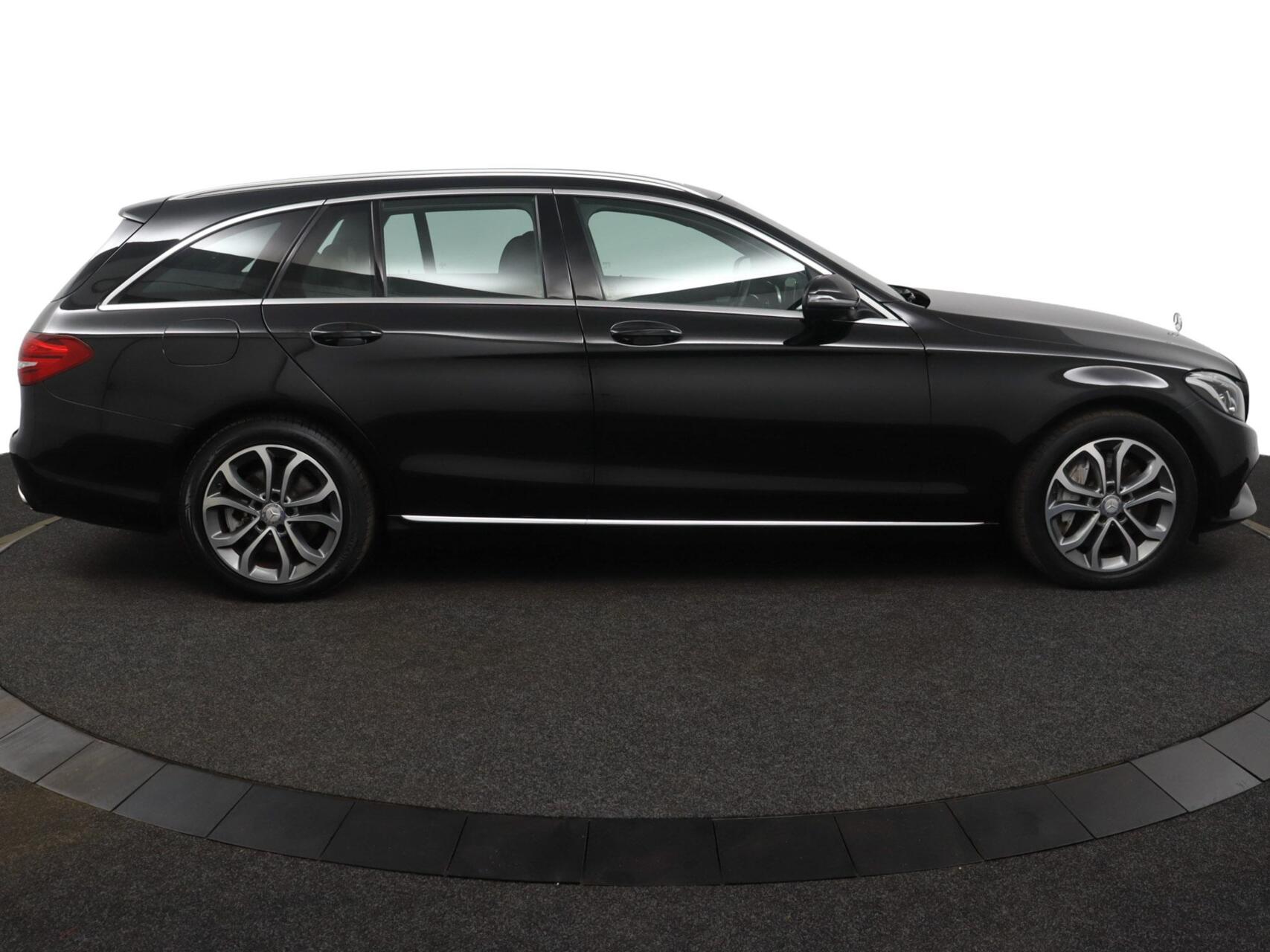 Foto van Mercedes-Benz C 350 E