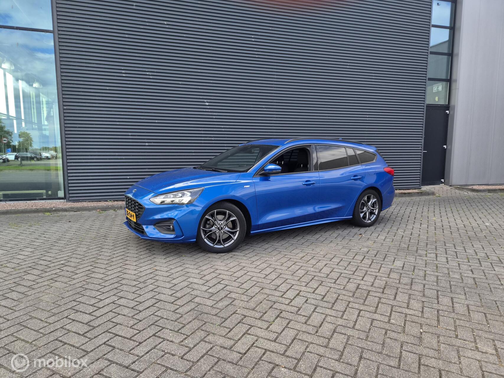 Ford Focus 1.0 EcoBoost ST Line Business 2019 - voorkant