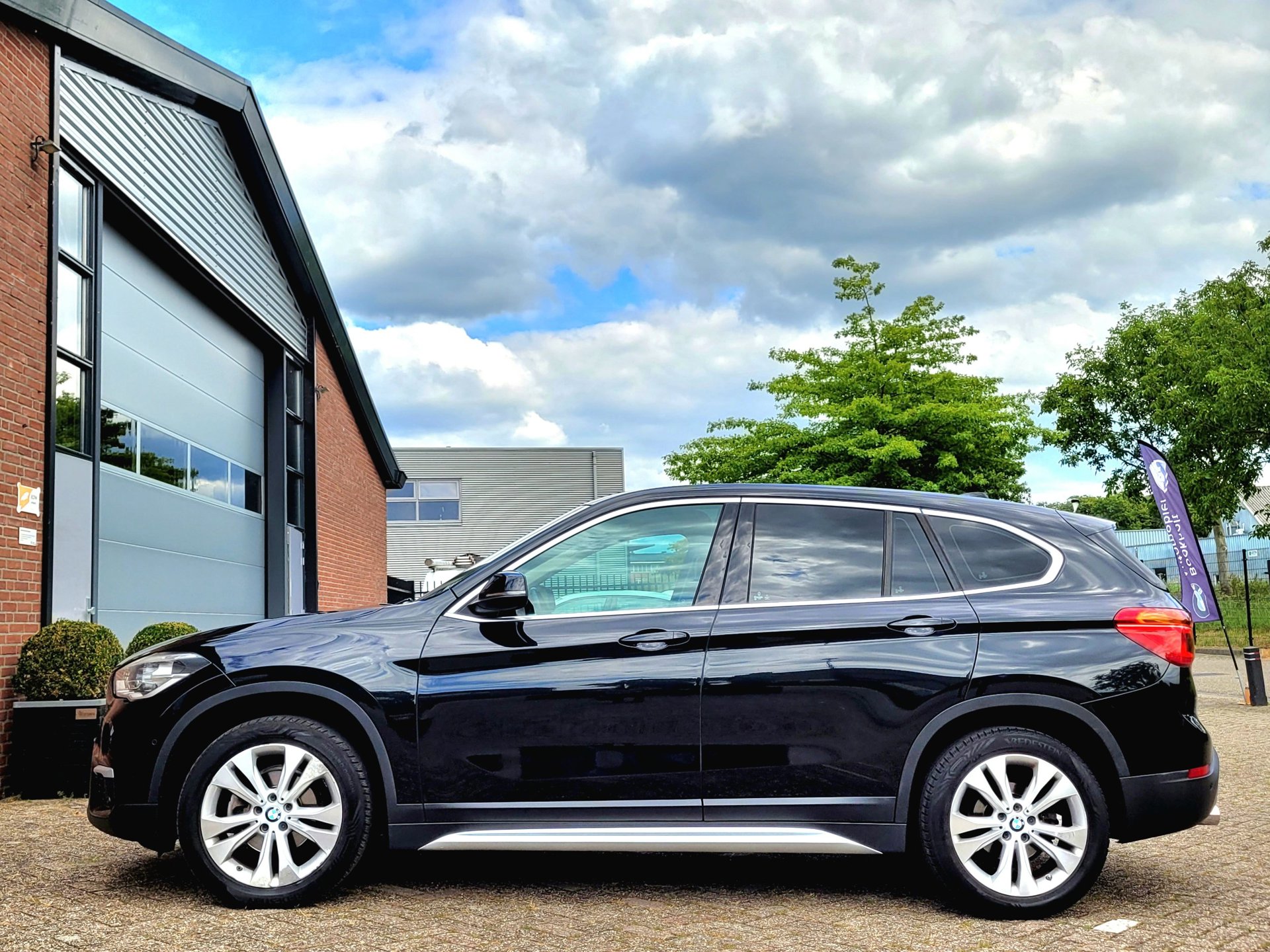 Foto van BMW X1 Sdrive16d