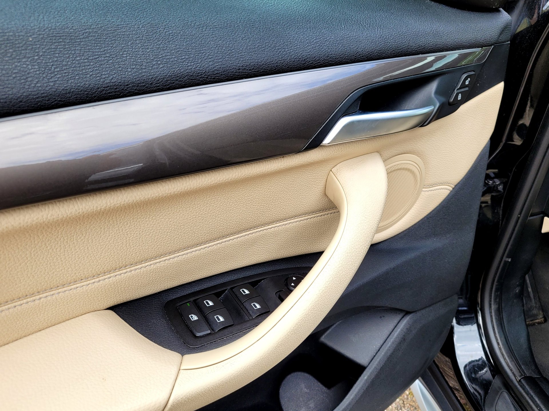 Foto van BMW X1 Sdrive16d