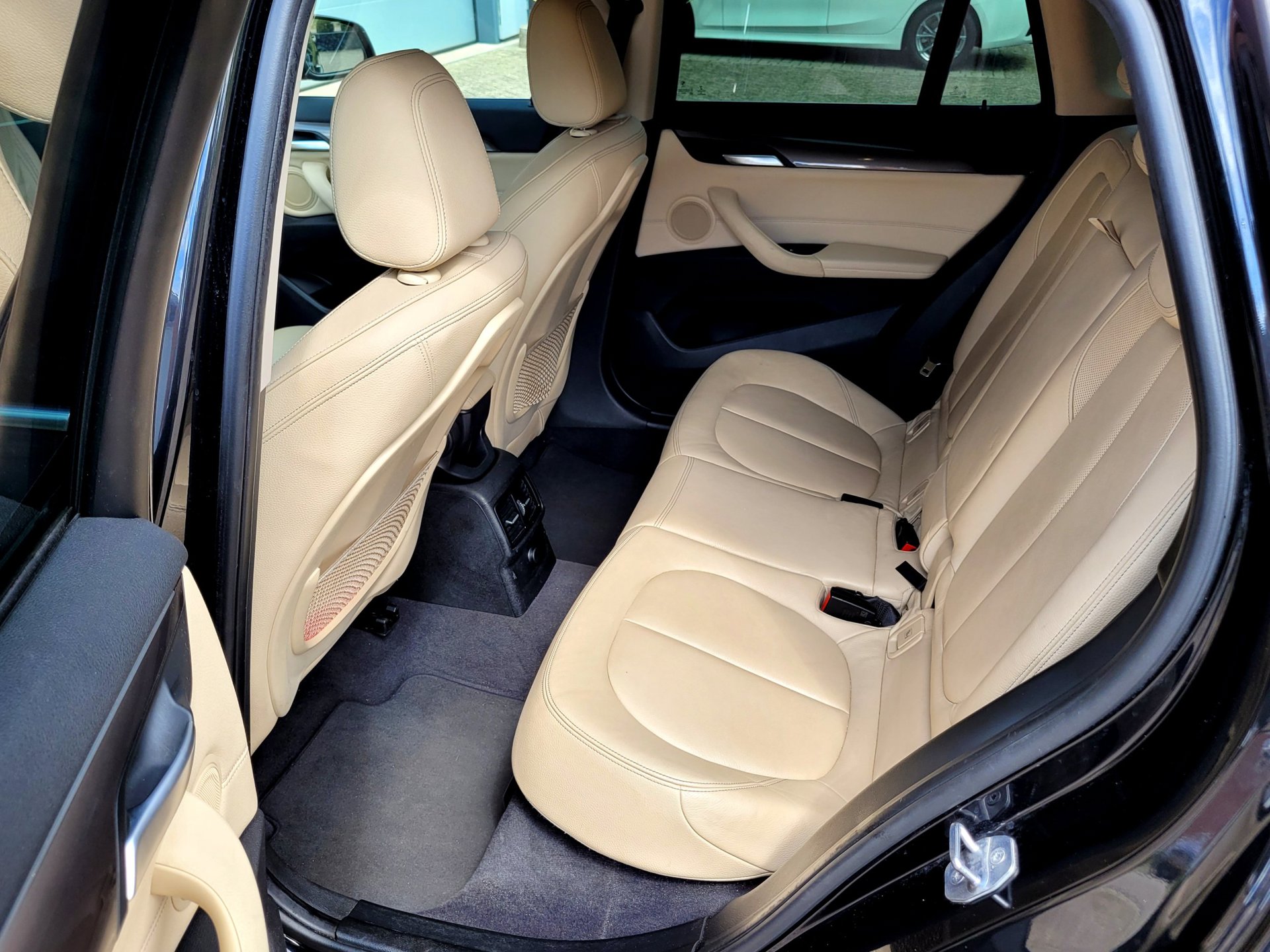 Foto van BMW X1 Sdrive16d