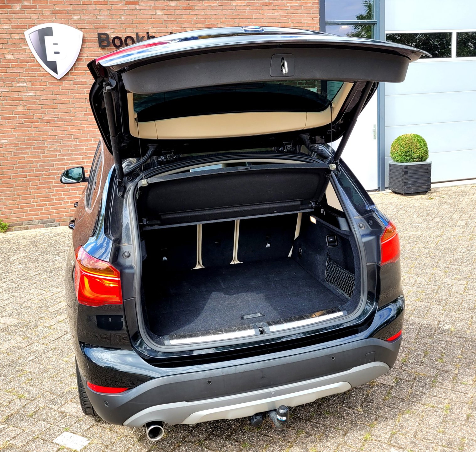 Foto van BMW X1 Sdrive16d