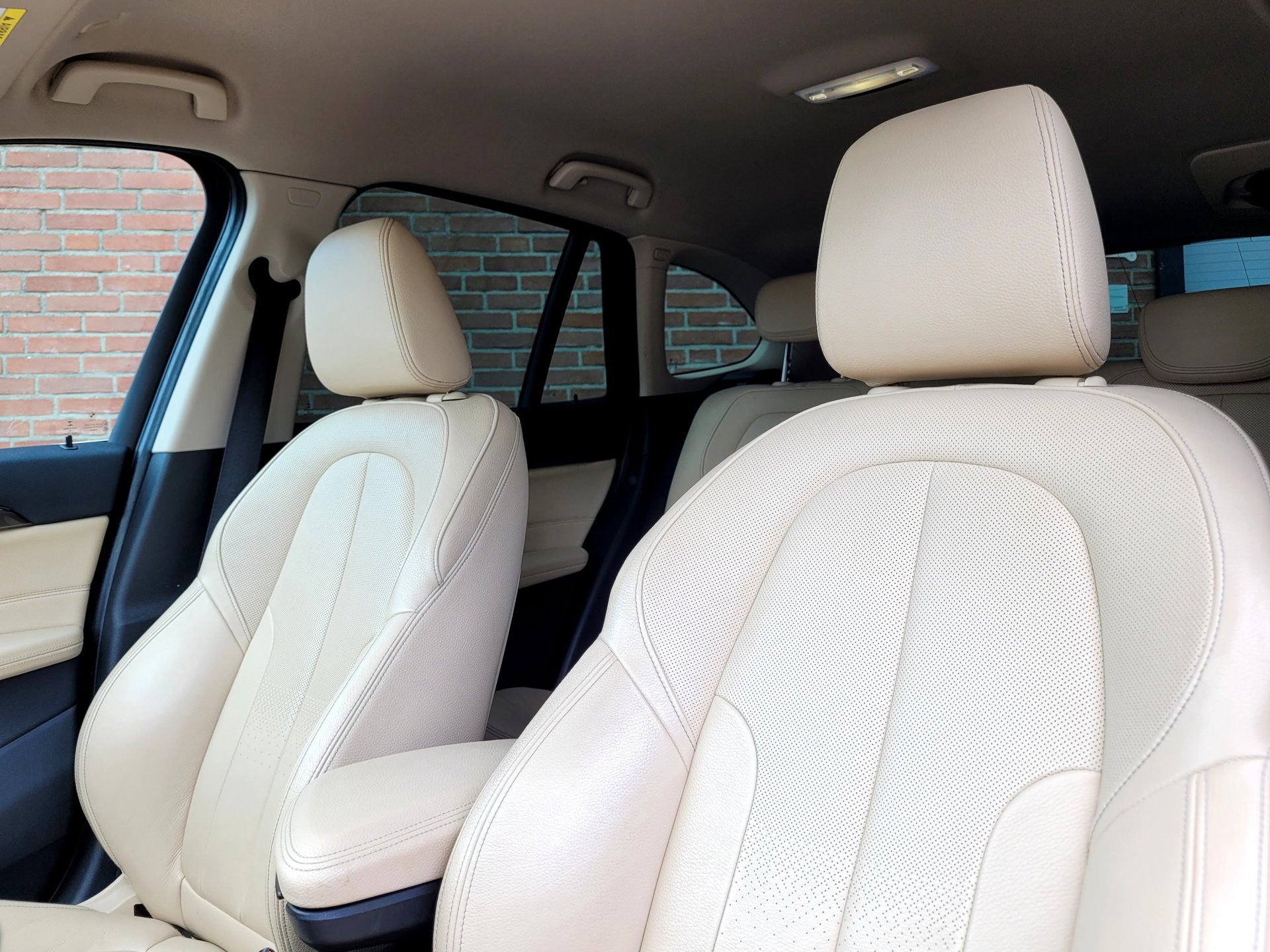 Foto van BMW X1 Sdrive16d