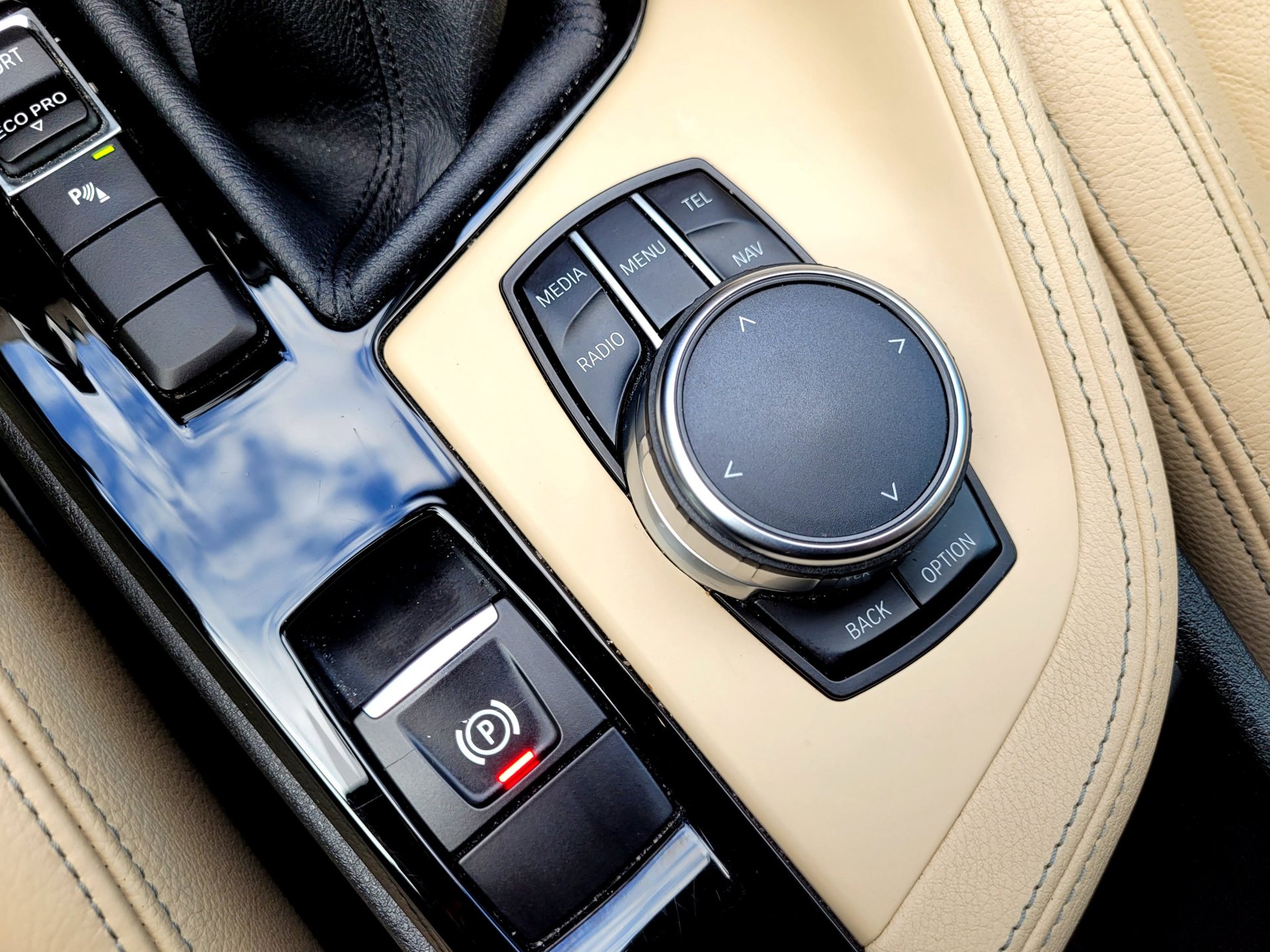 Foto van BMW X1 Sdrive16d