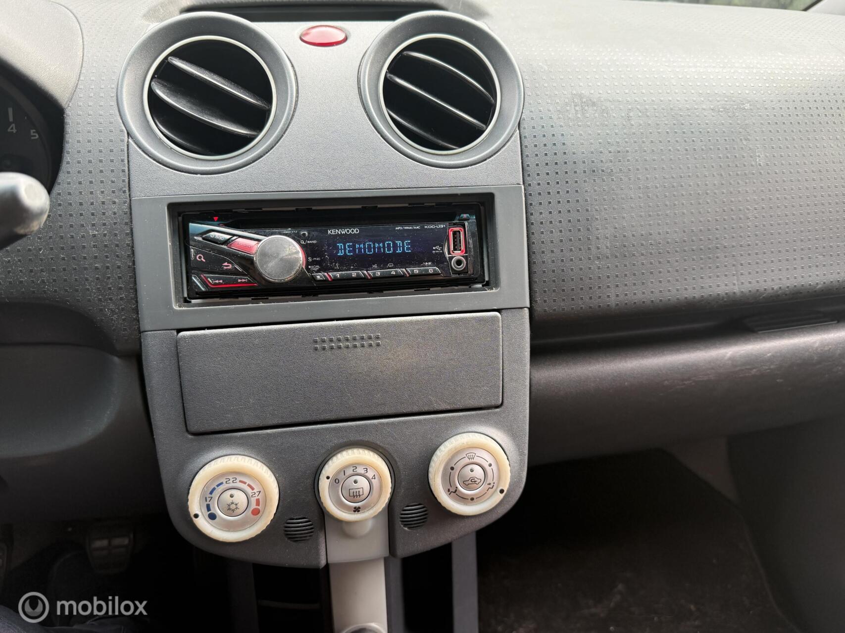 Foto van Mitsubishi Mitsubishi Colt
