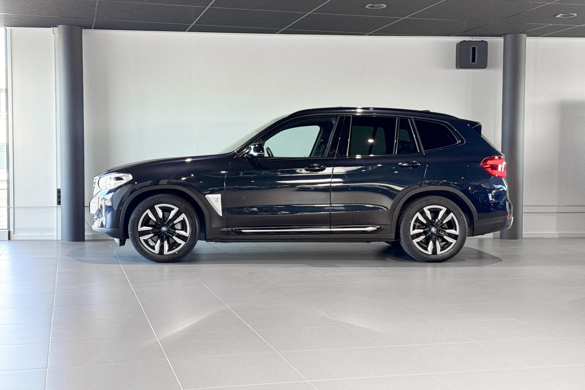 Foto van BMW Ix3