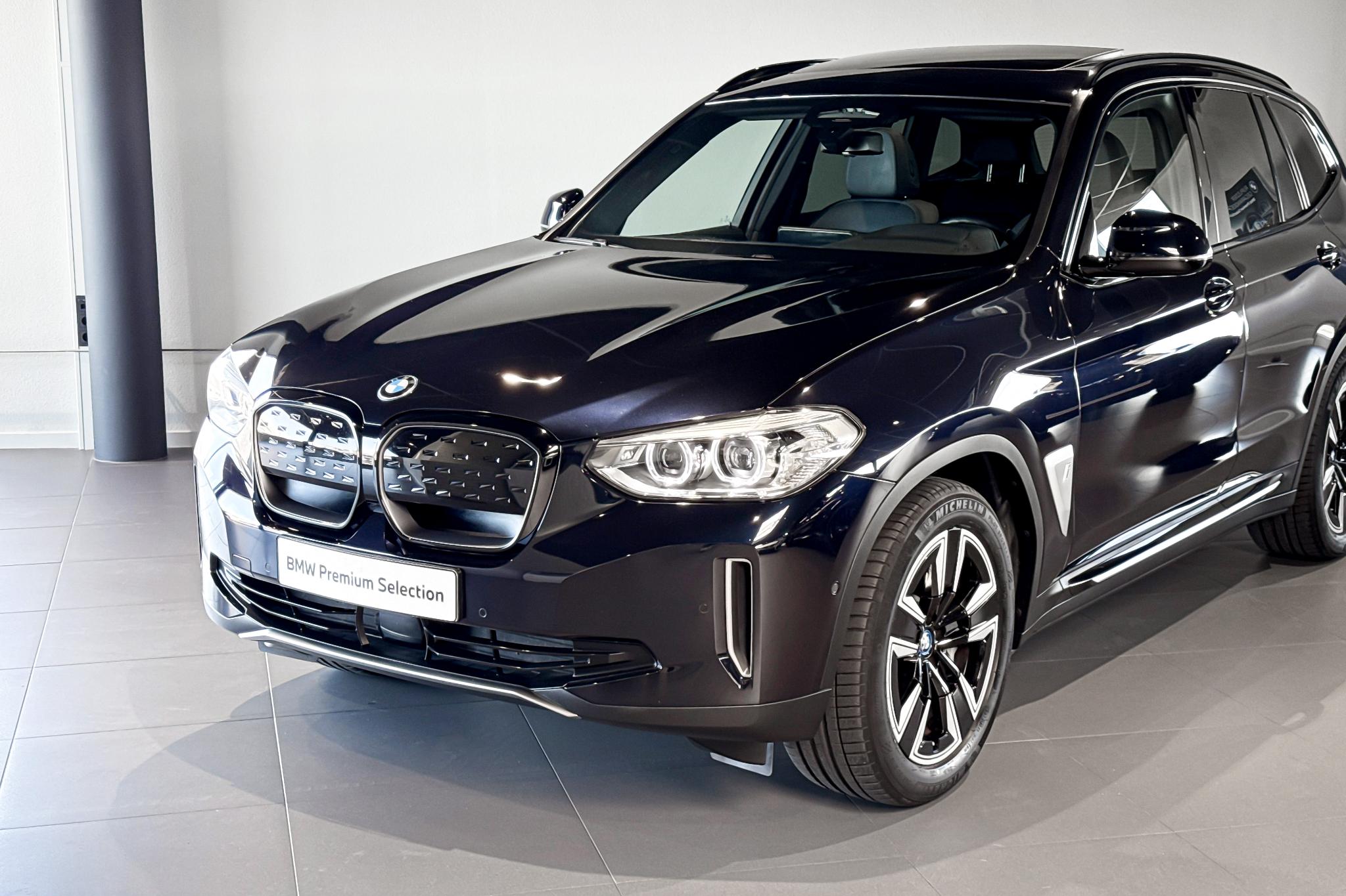 Foto van BMW Ix3