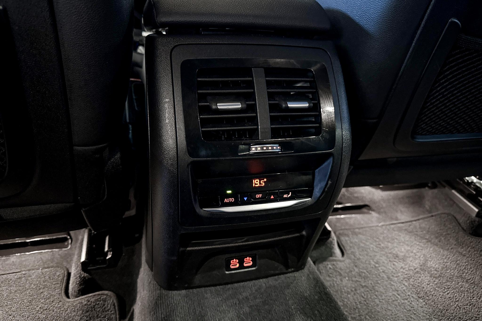 Foto van BMW Ix3
