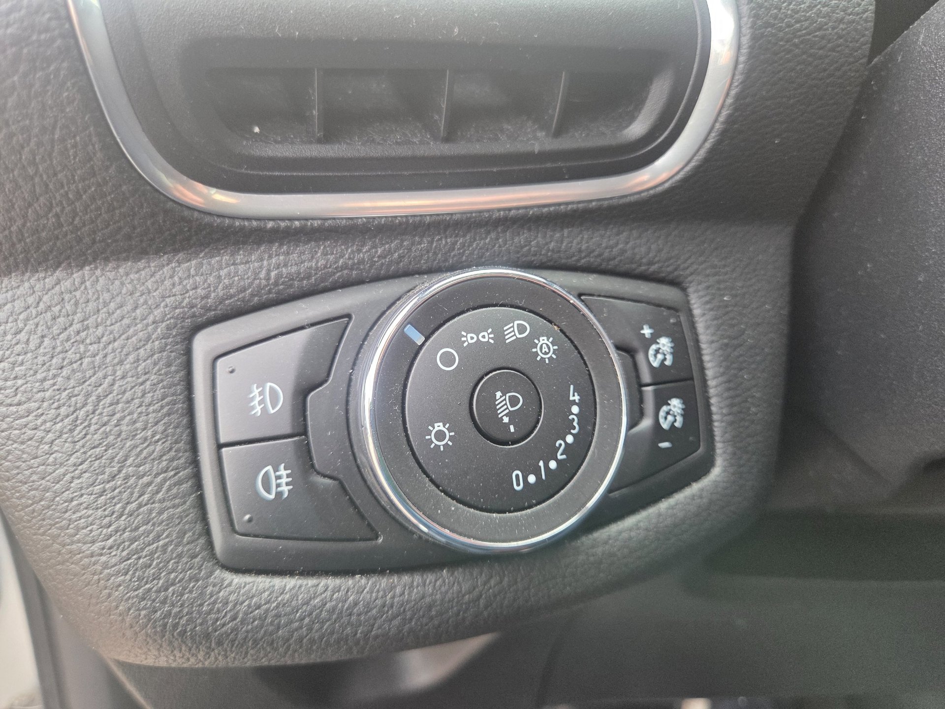 Foto van Ford B-max