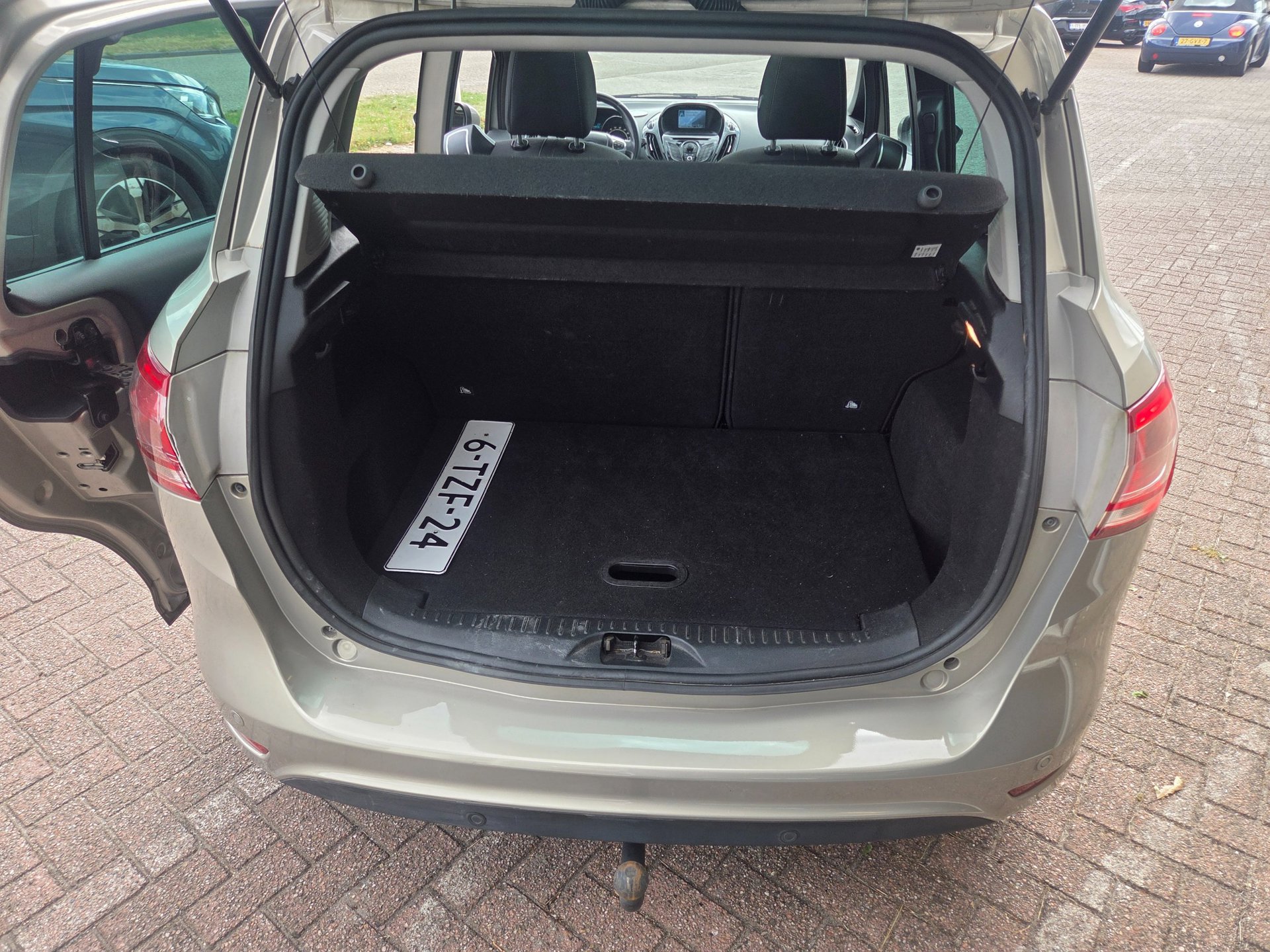 Foto van Ford B-max