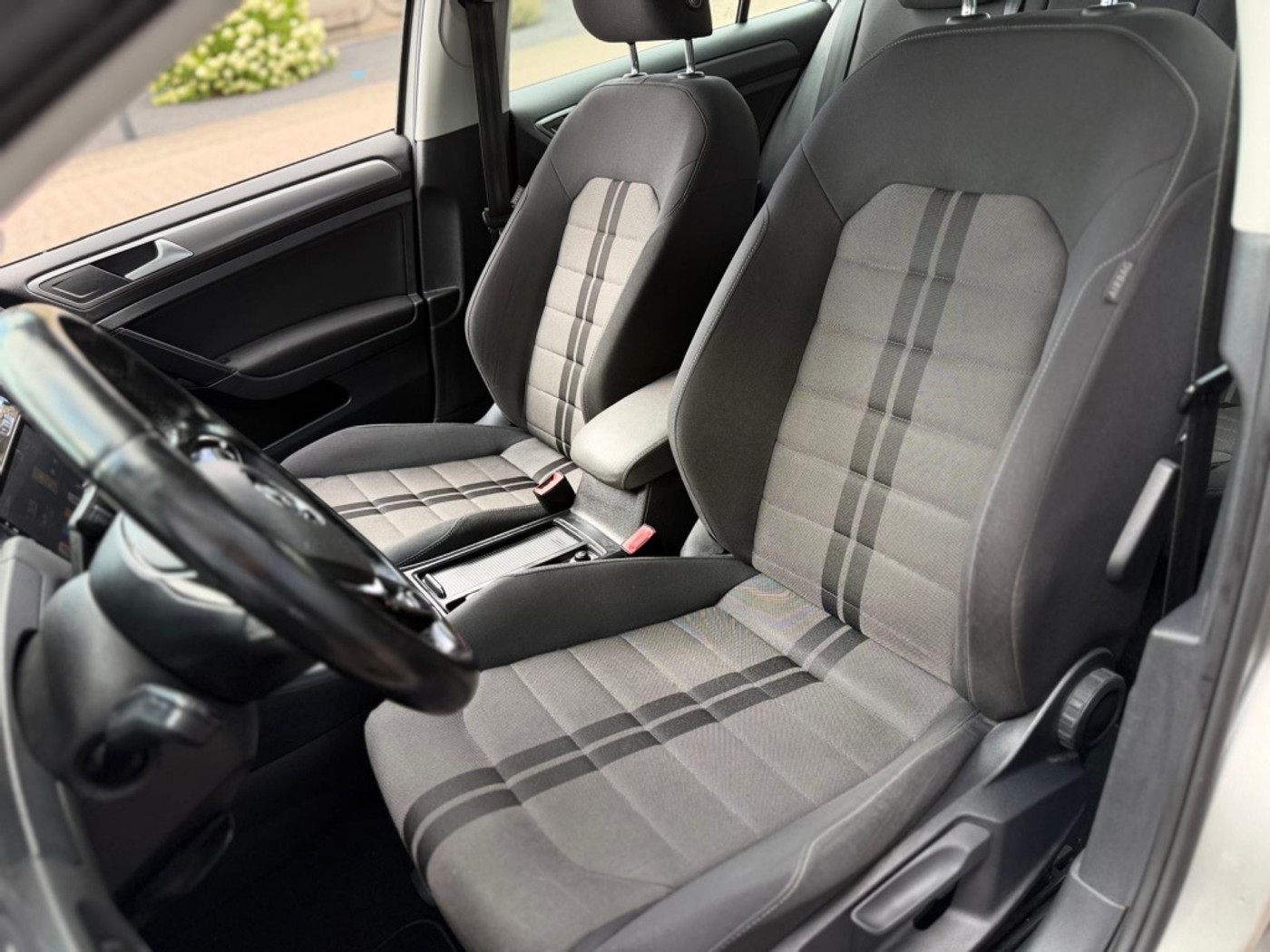 Foto van Volkswagen Golf