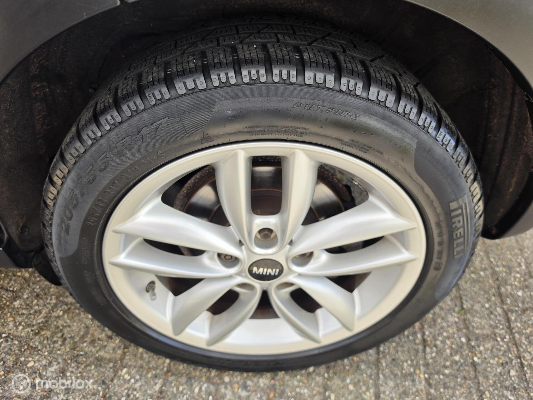 Foto van Mini Cooper All4