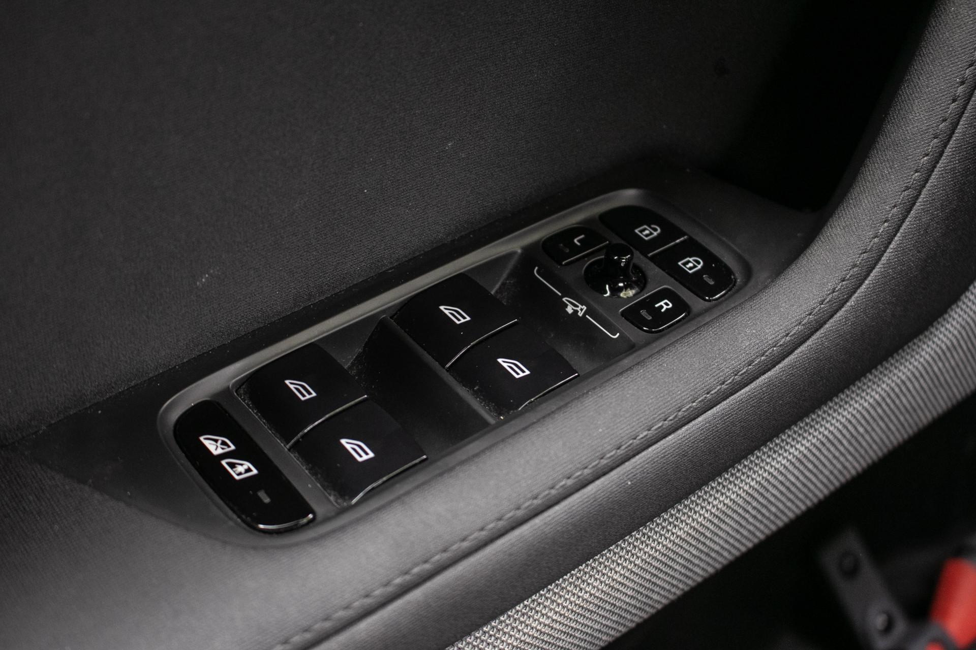 Foto van Polestar Polestar 2