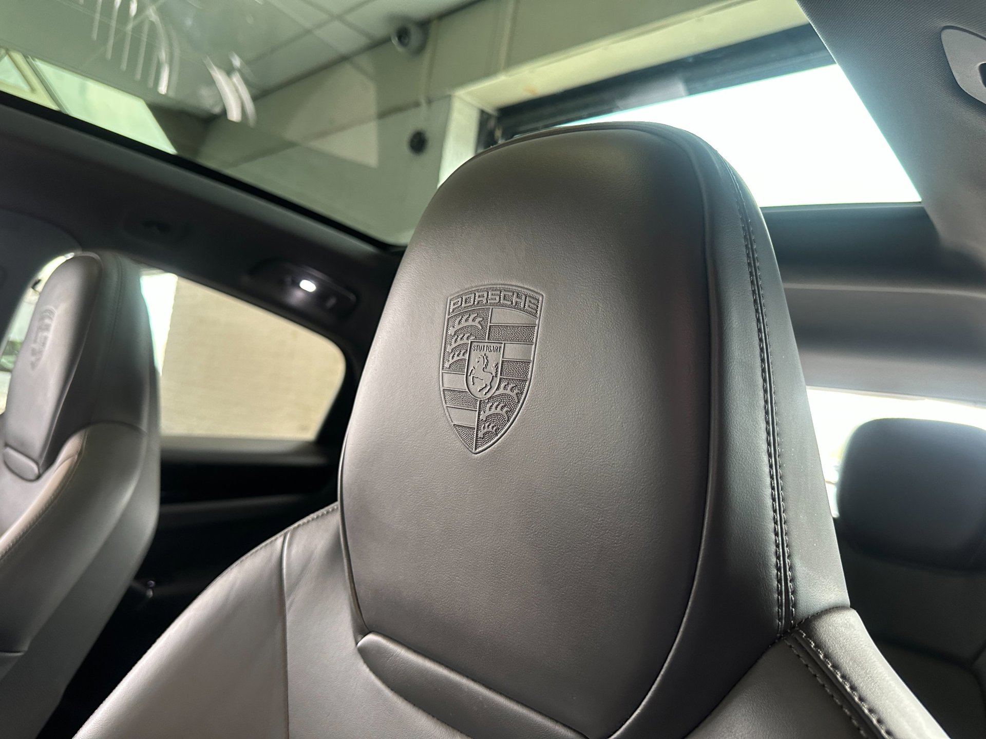 Foto van Porsche Cayenne E-hybrid