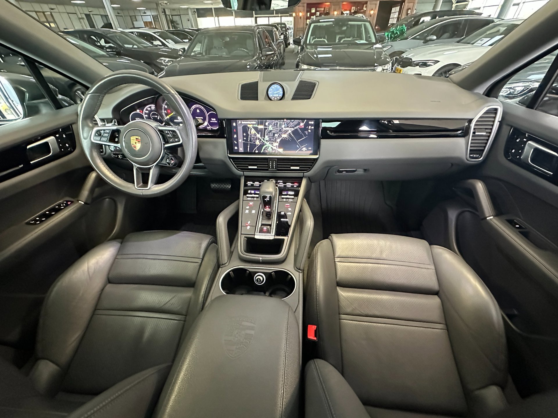 Foto van Porsche Cayenne E-hybrid