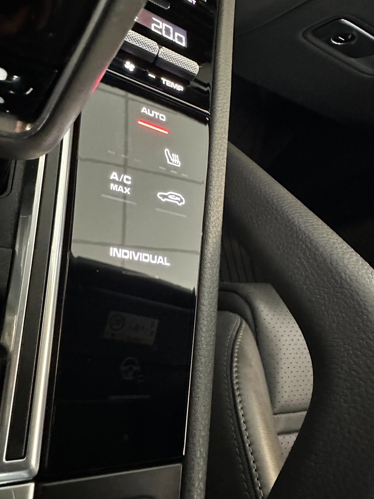 Foto van Porsche Cayenne E-hybrid