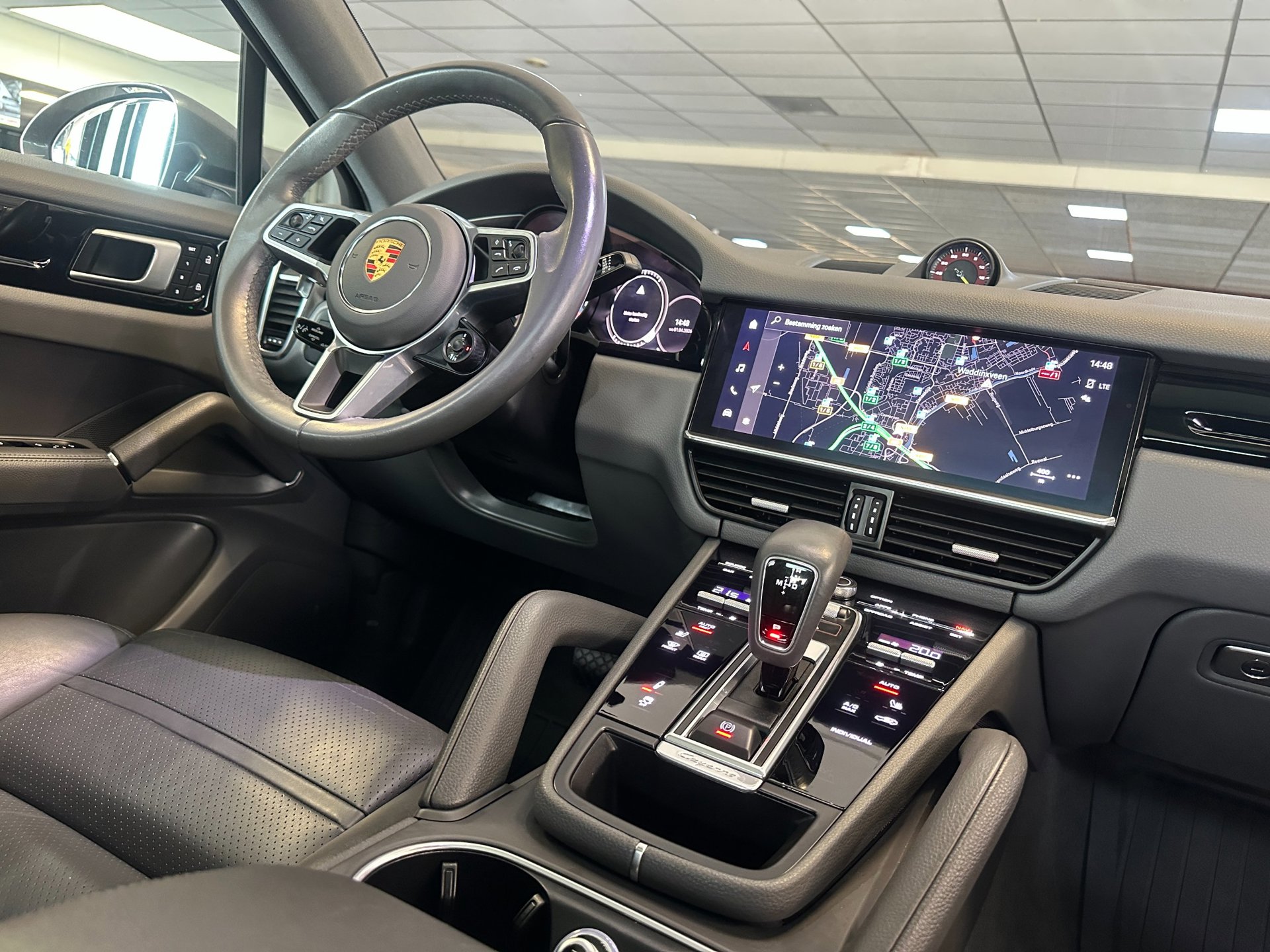 Foto van Porsche Cayenne E-hybrid