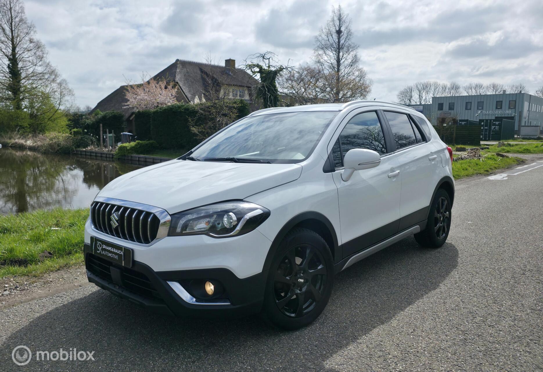 Suzuki Sx4 1.0 Boosterjet / Navi / Camera / Trekhaak 2019 - voorkant