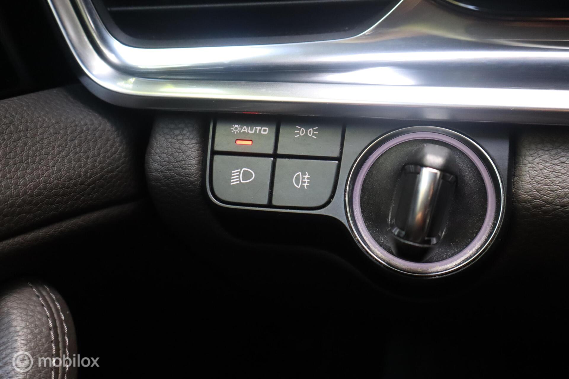 Foto van Porsche Panamera 4 E-hybrid