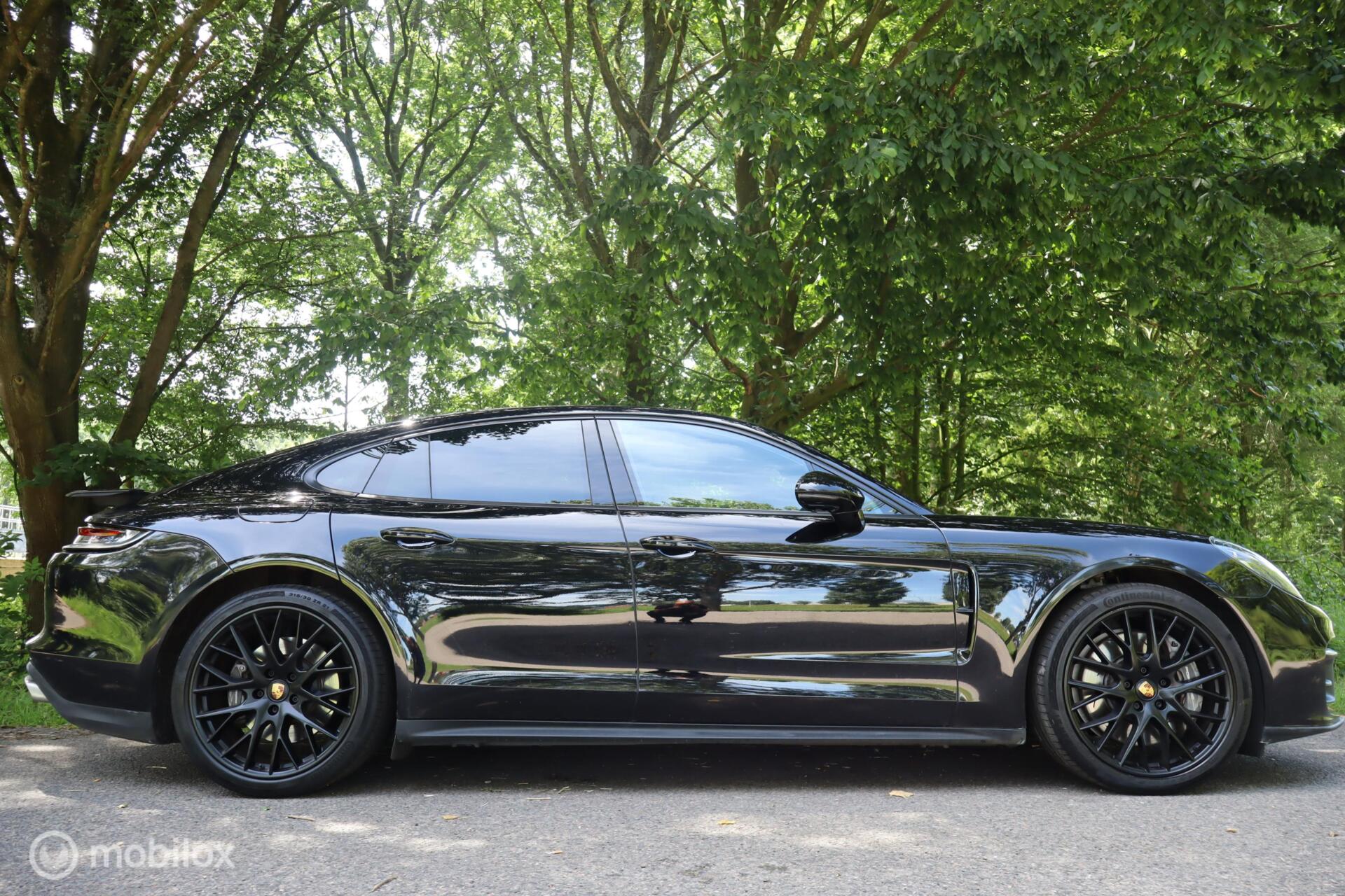 Foto van Porsche Panamera 4 E-hybrid