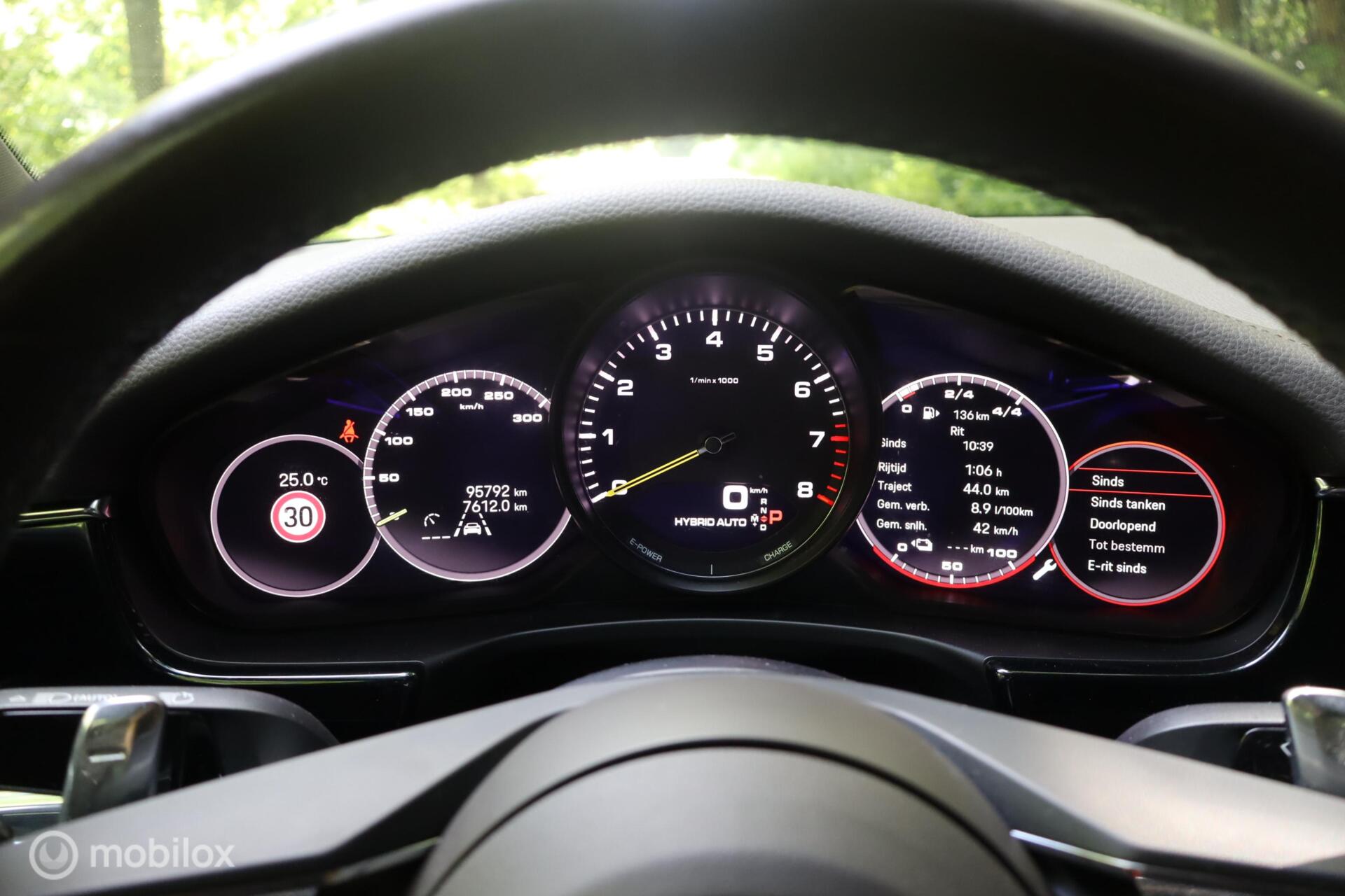 Foto van Porsche Panamera 4 E-hybrid
