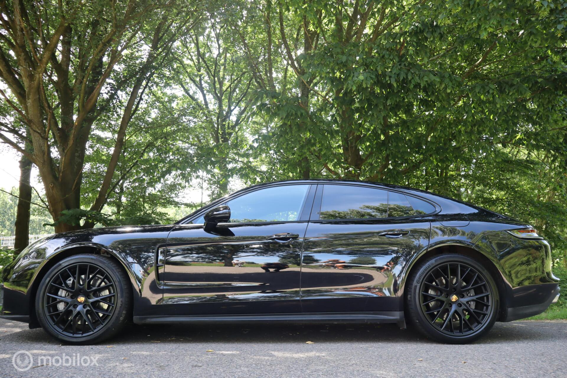 Foto van Porsche Panamera 4 E-hybrid