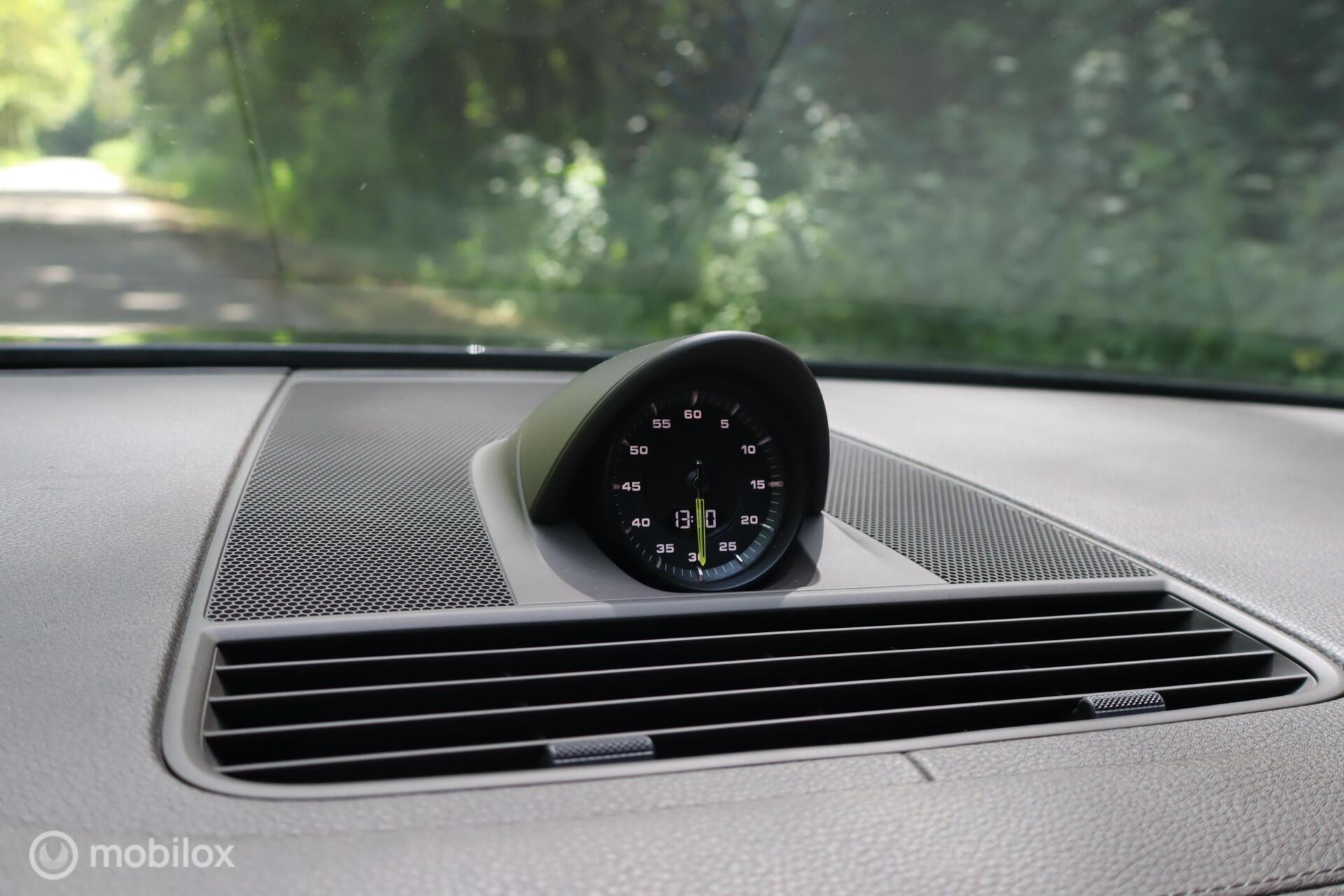 Foto van Porsche Panamera 4 E-hybrid