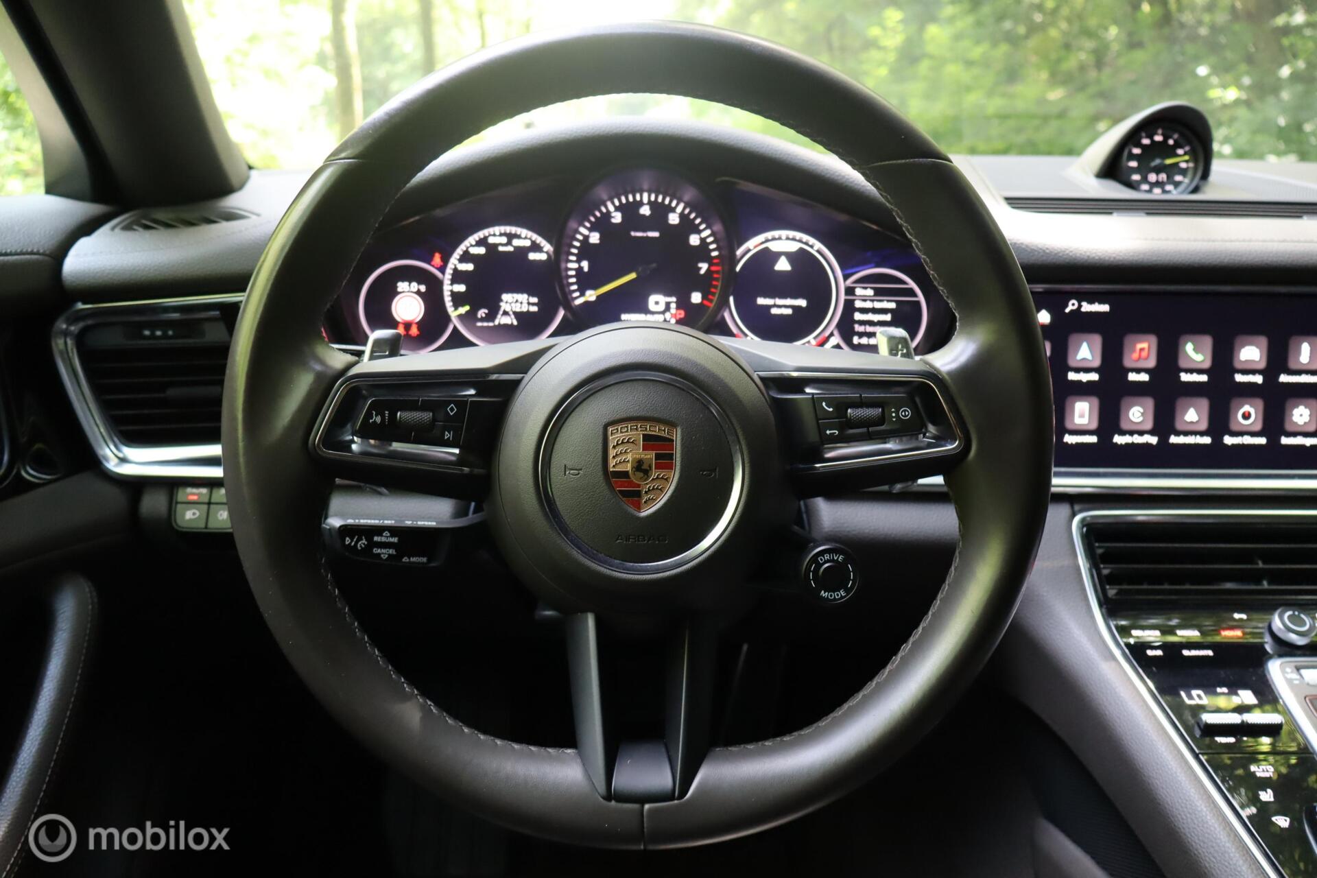 Foto van Porsche Panamera 4 E-hybrid