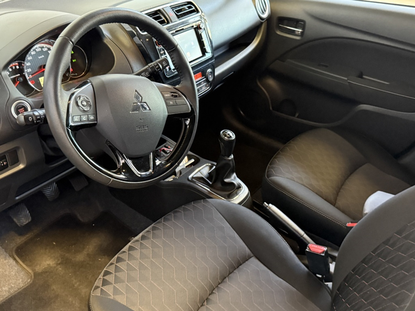 Foto van Mitsubishi Mitsubishi Space Star