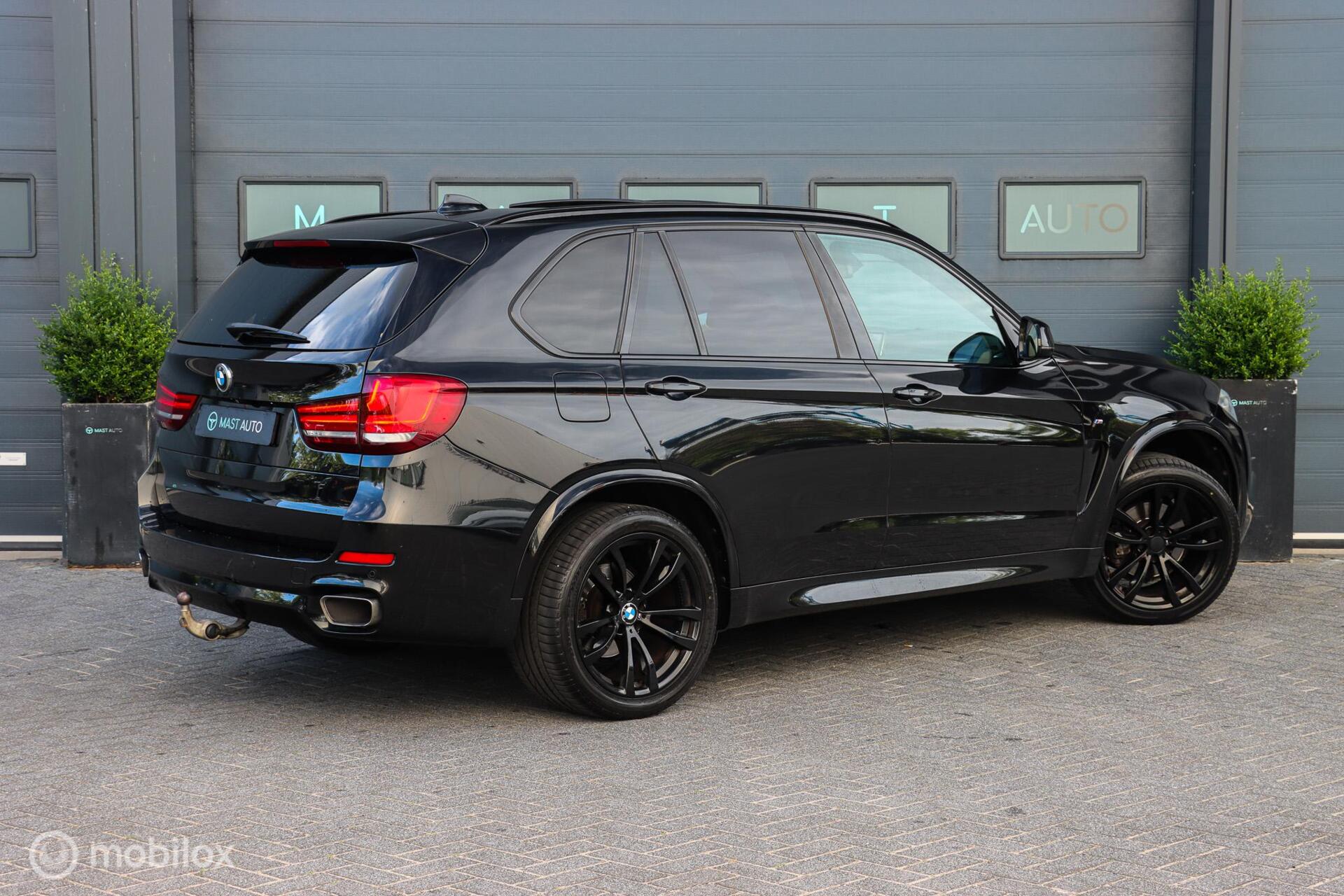 Foto van BMW X5 Xdrive30d