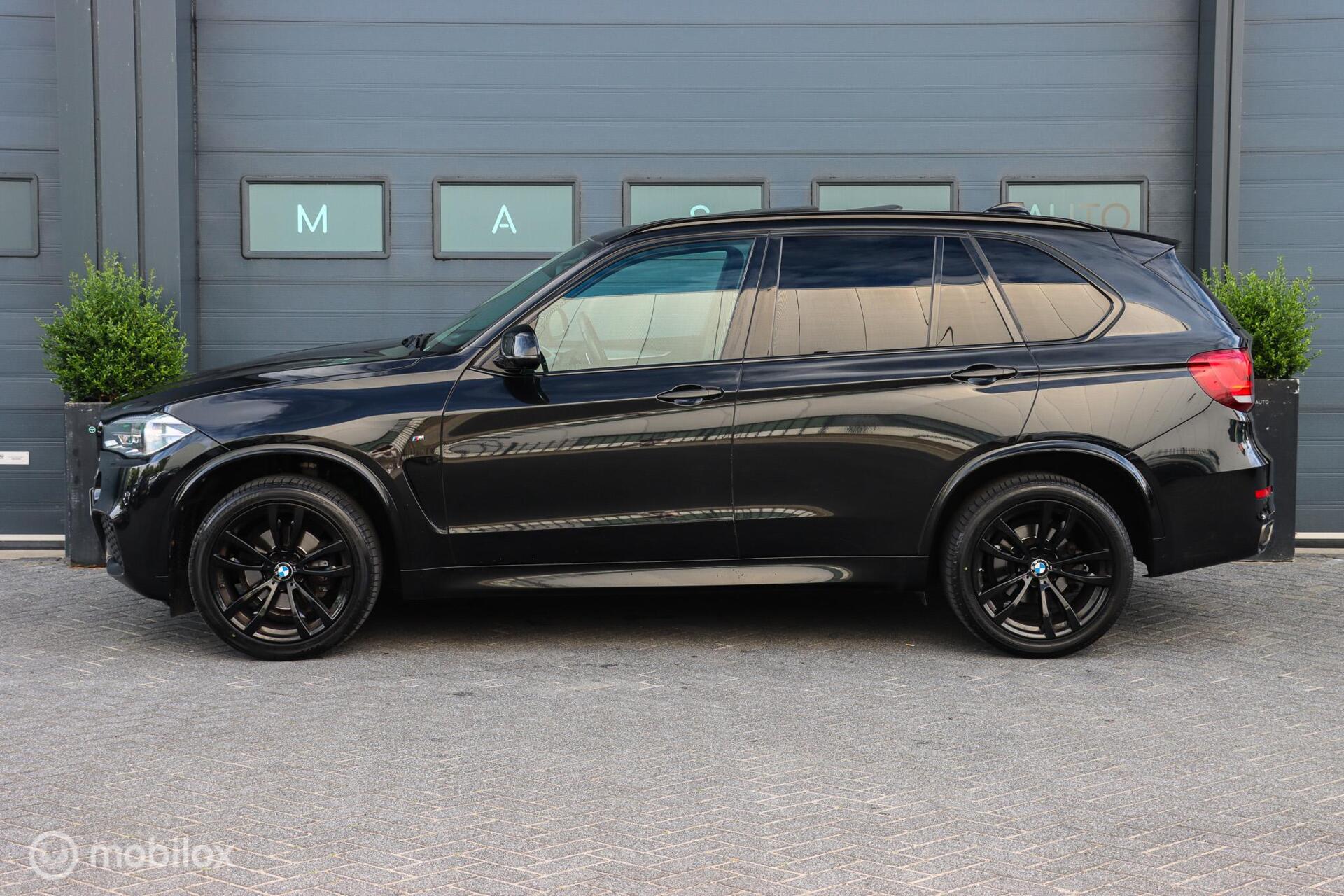 Foto van BMW X5 Xdrive30d