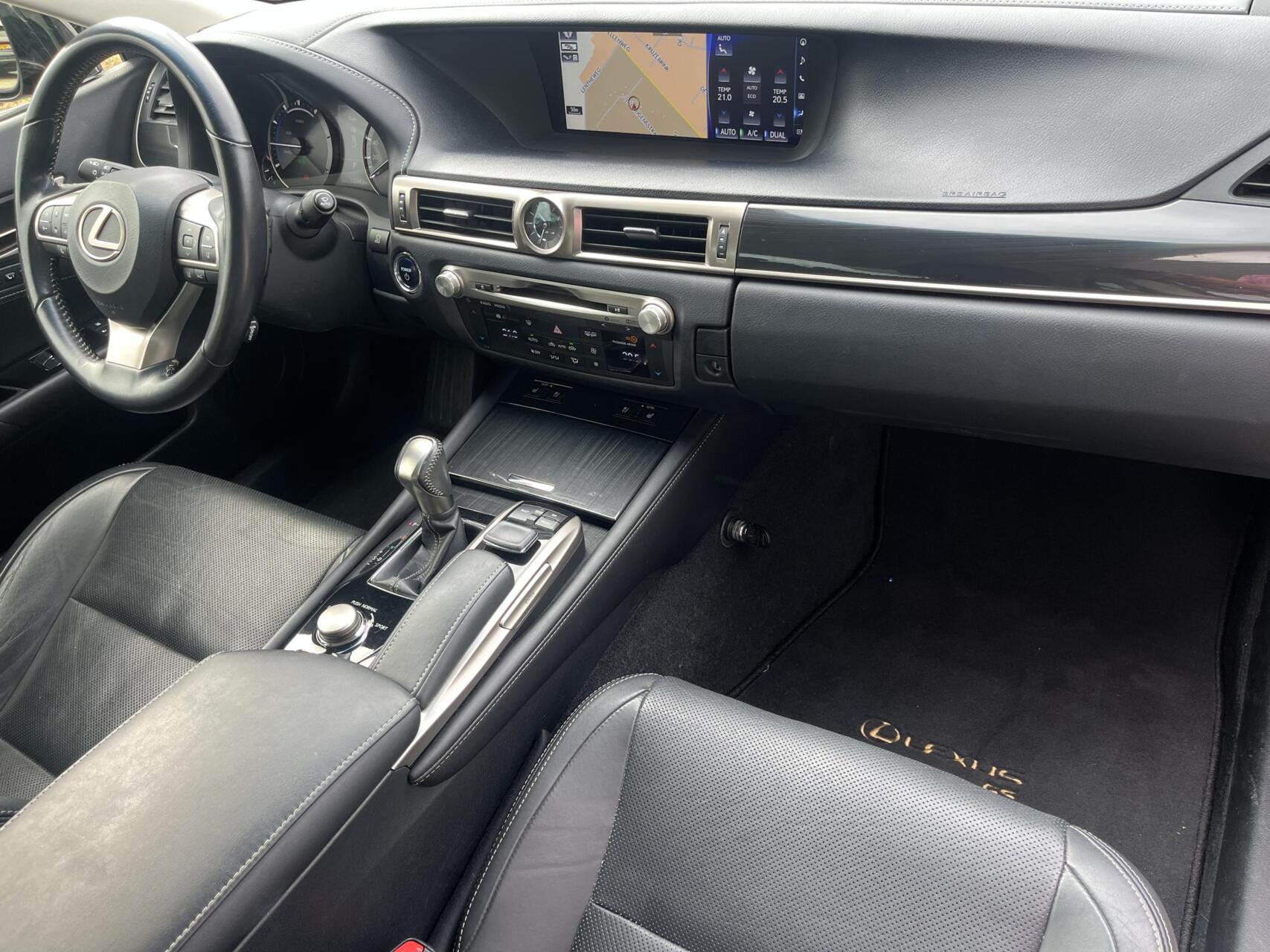 Foto van Lexus Lexus Gs300h