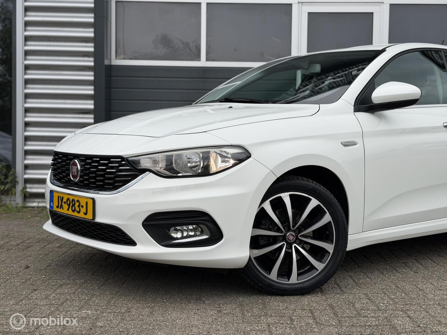 Foto van Fiat Fiat Tipo