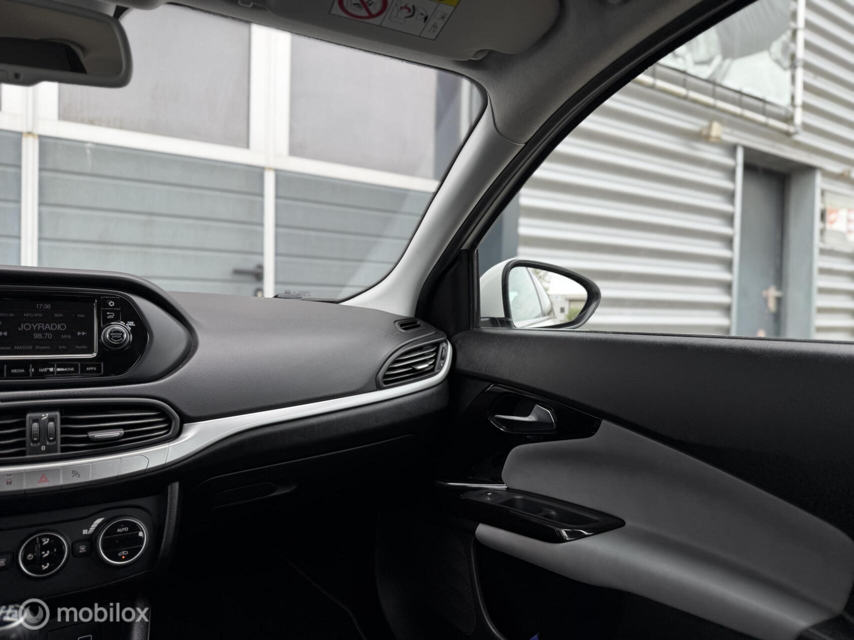Foto van Fiat Fiat Tipo
