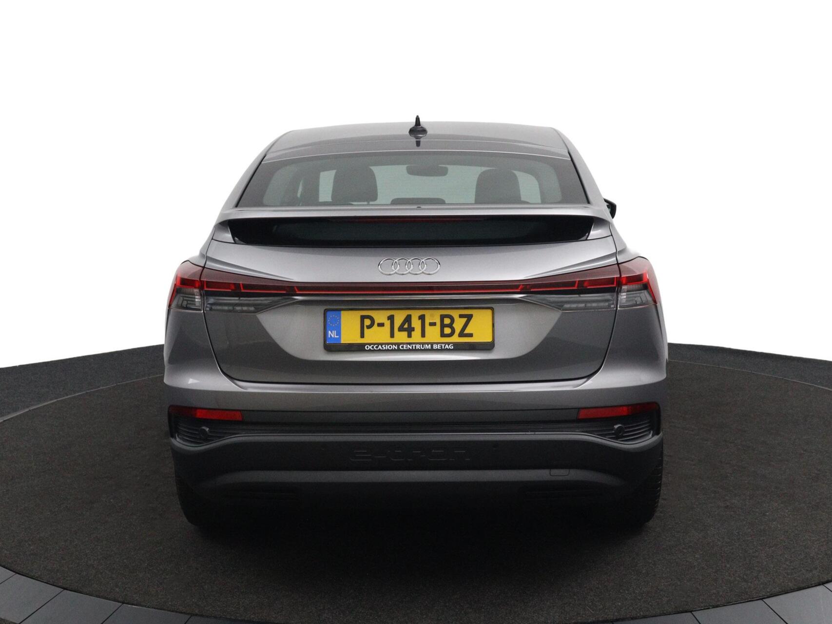 Foto van Audi Q4 Sportback 35 E-tron
