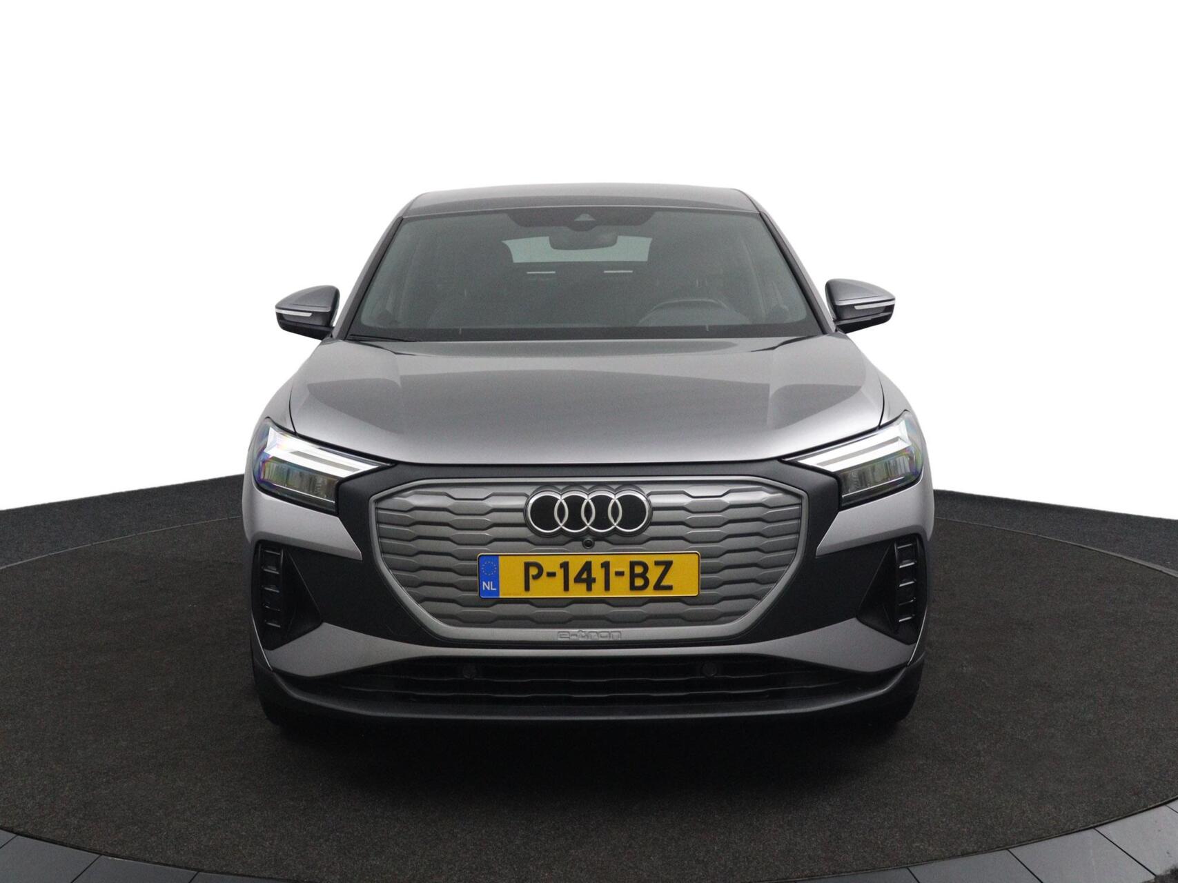 Foto van Audi Q4 Sportback 35 E-tron