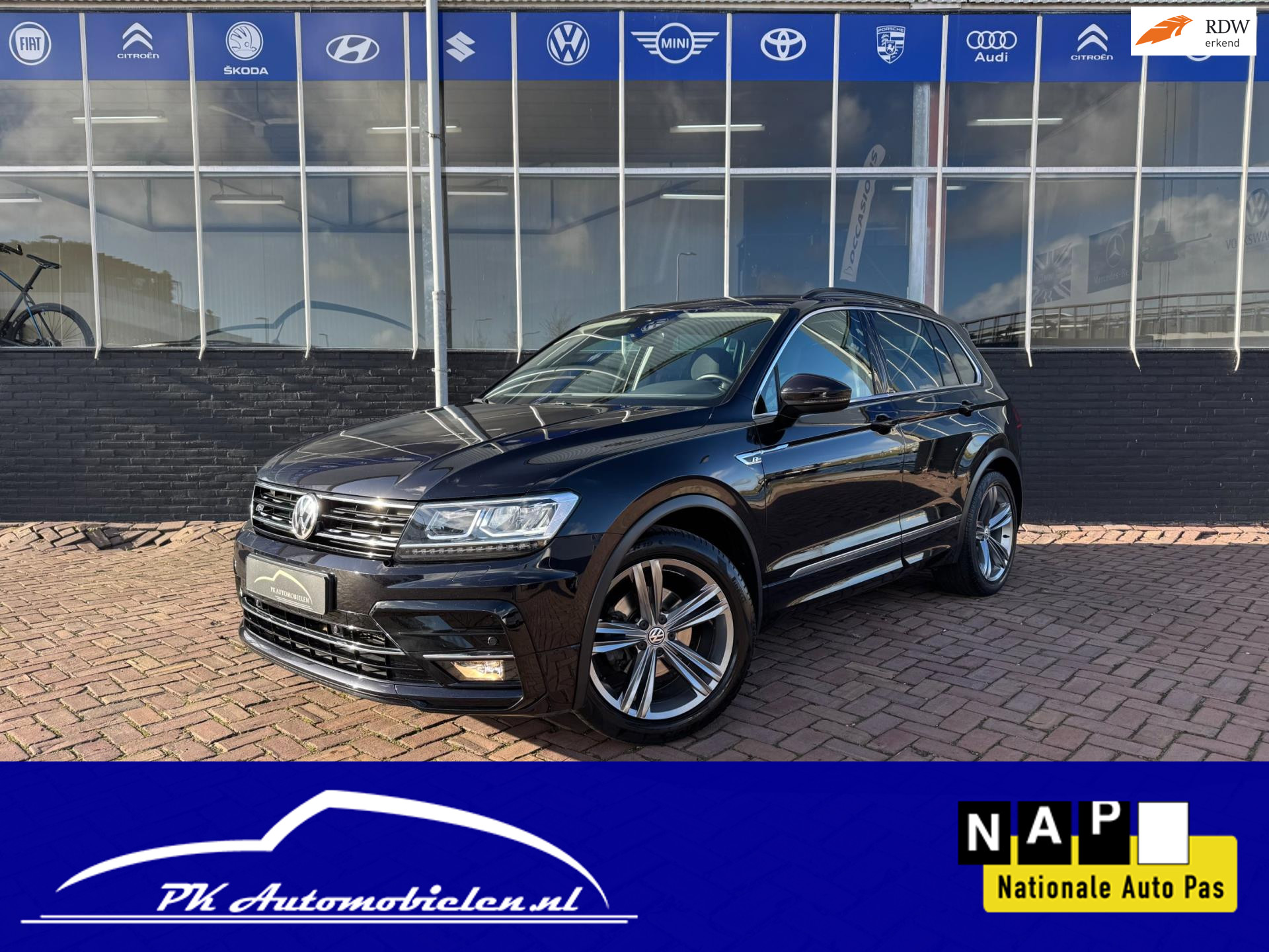 Volkswagen Tiguan 1.4 TSI Highline Business R-Line **Standkachel** 2018 - voorkant