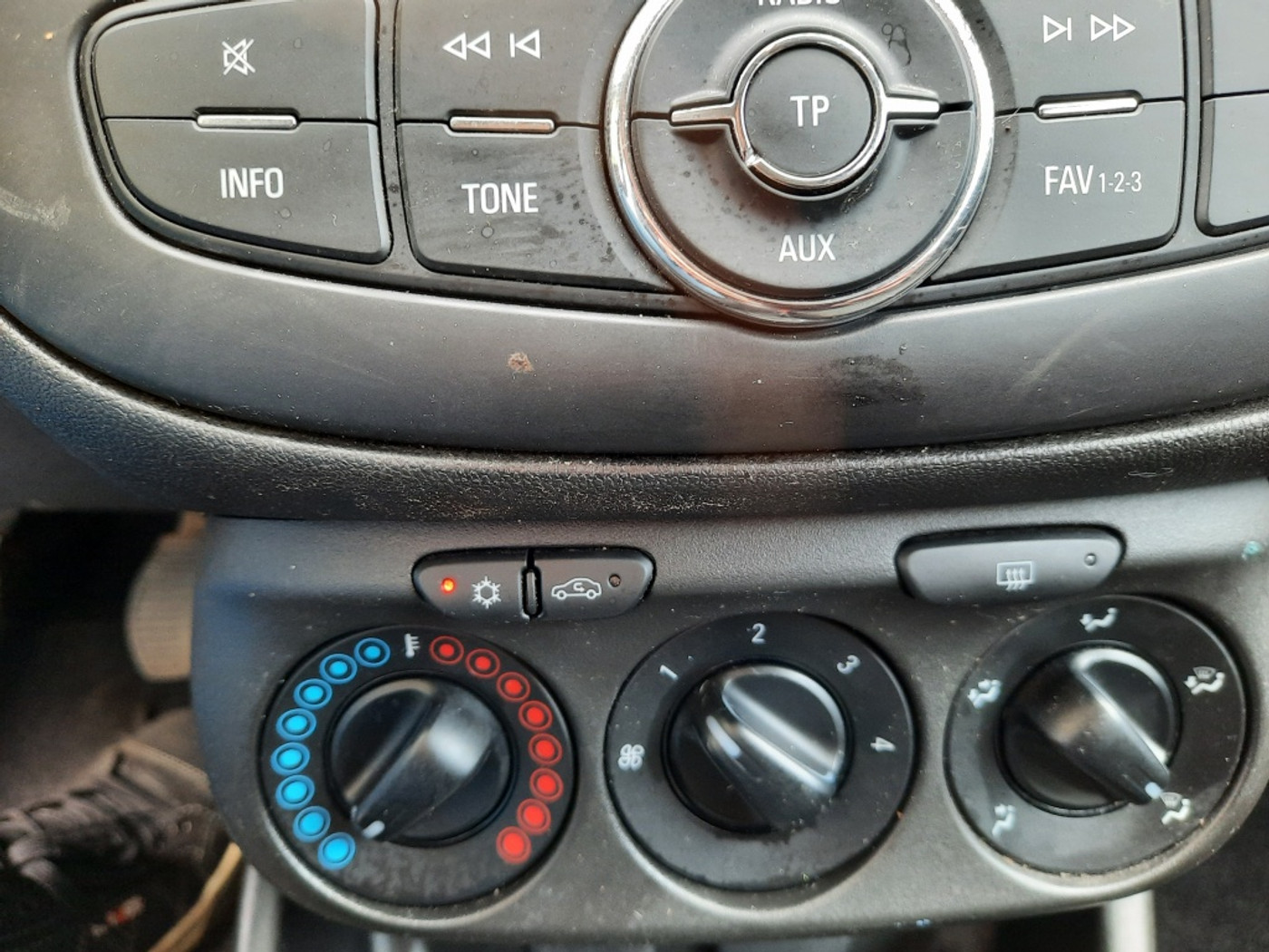 Foto van Opel Corsa-e