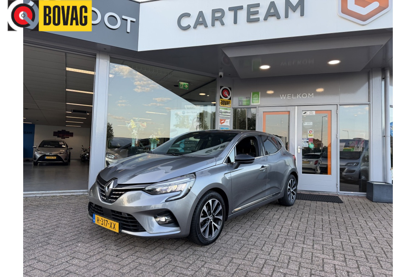 Renault Clio 1.0 TCe 90 Techno | Carplay | Cruise | Camera 2022 - voorkant