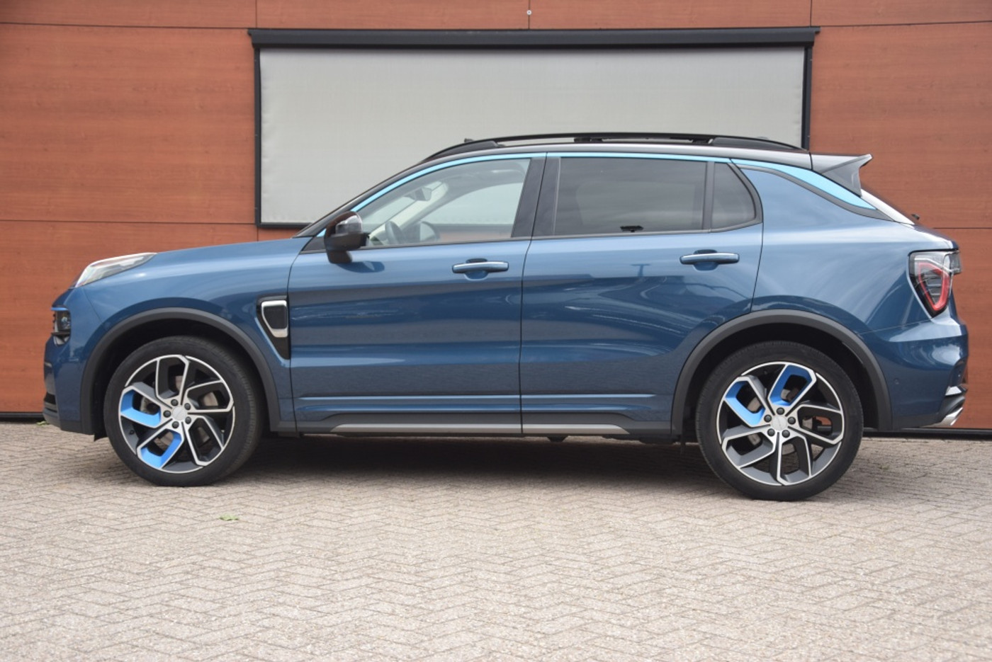Foto van Lynk&co LYNK & Co 01